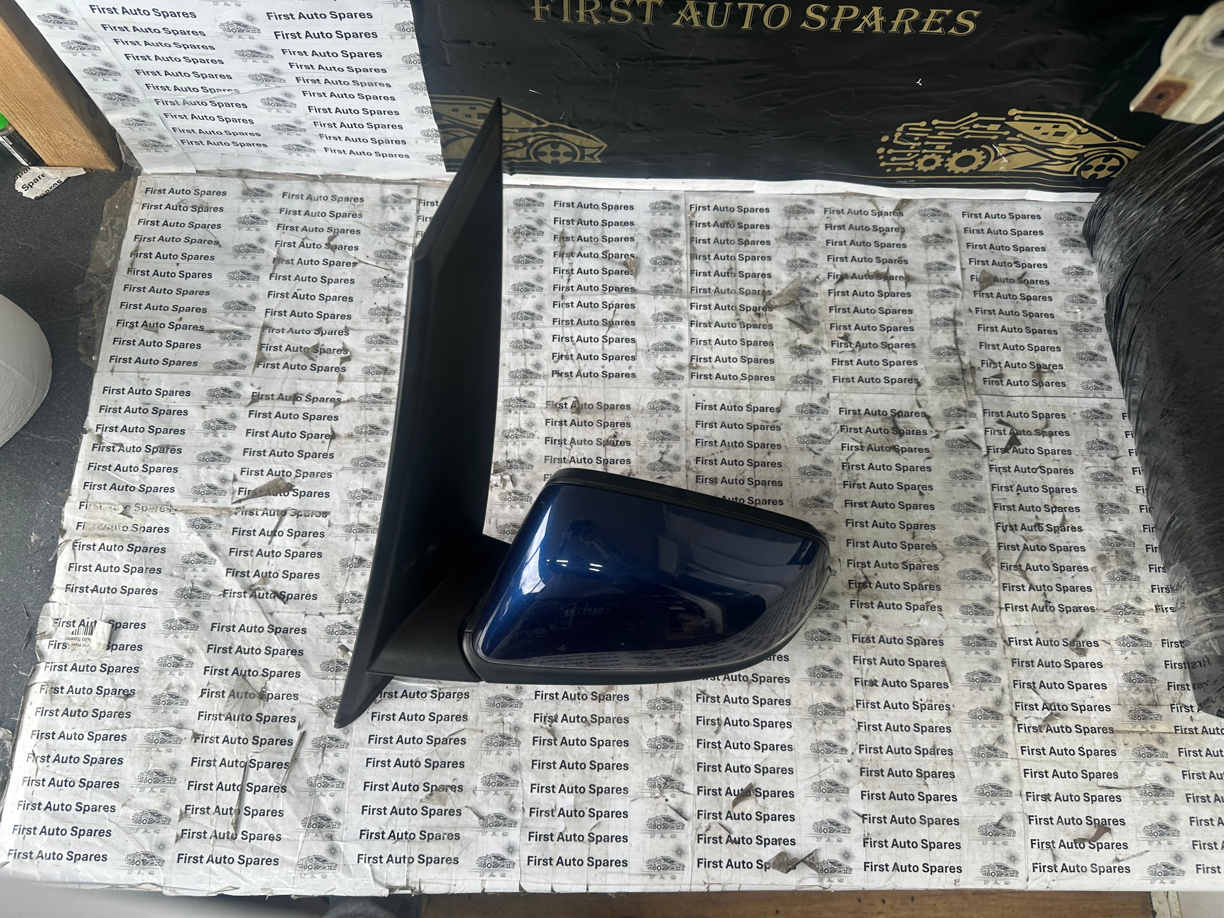 BMW 2 Series F46 2014–2021 Left Side Wing Mirror 5-Pin Plug C10 (233656065)