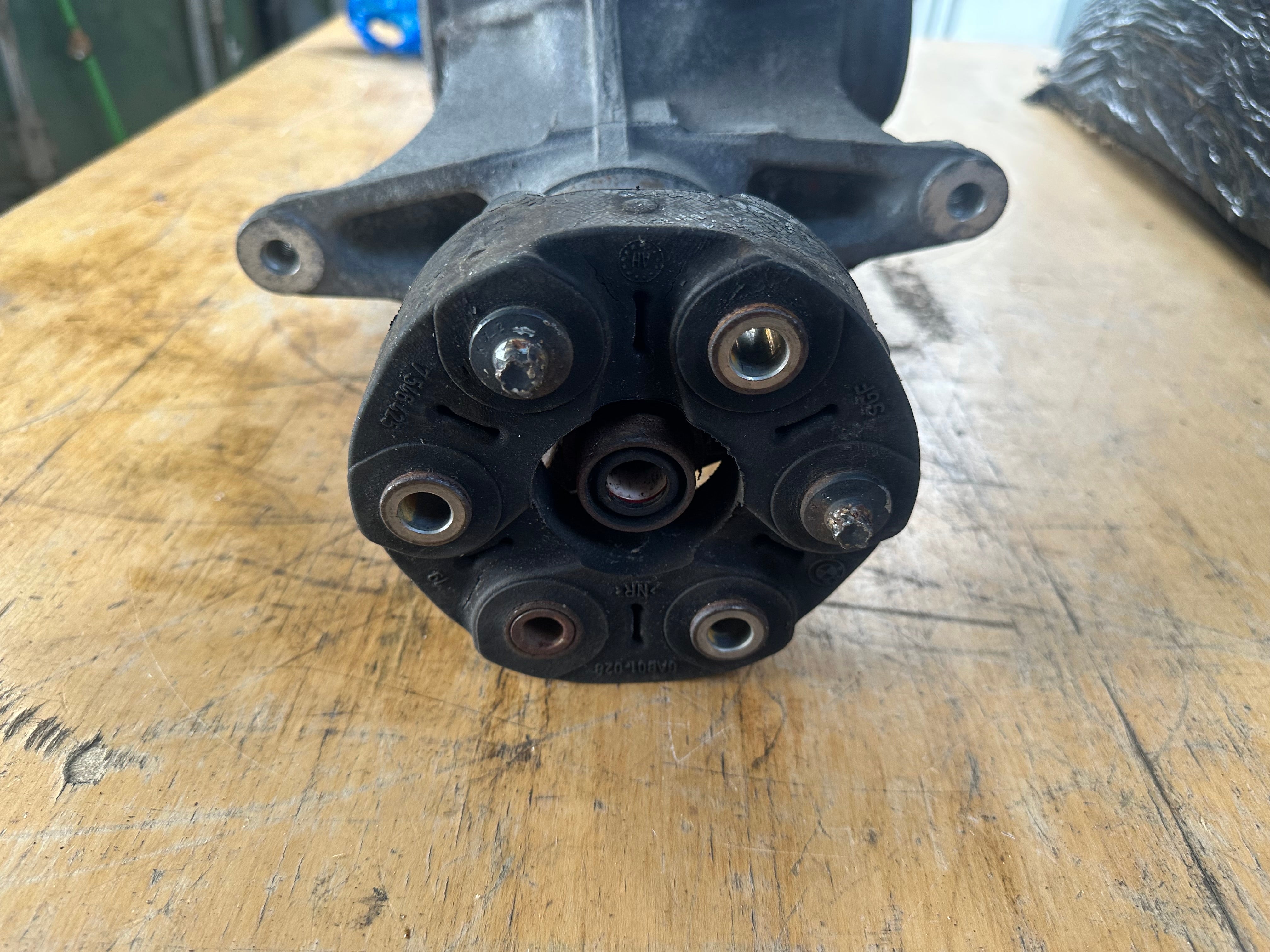 BMW 5 Series F10 F11 Manual Transmission Differential 3.38 (4598071) (4598071-01)