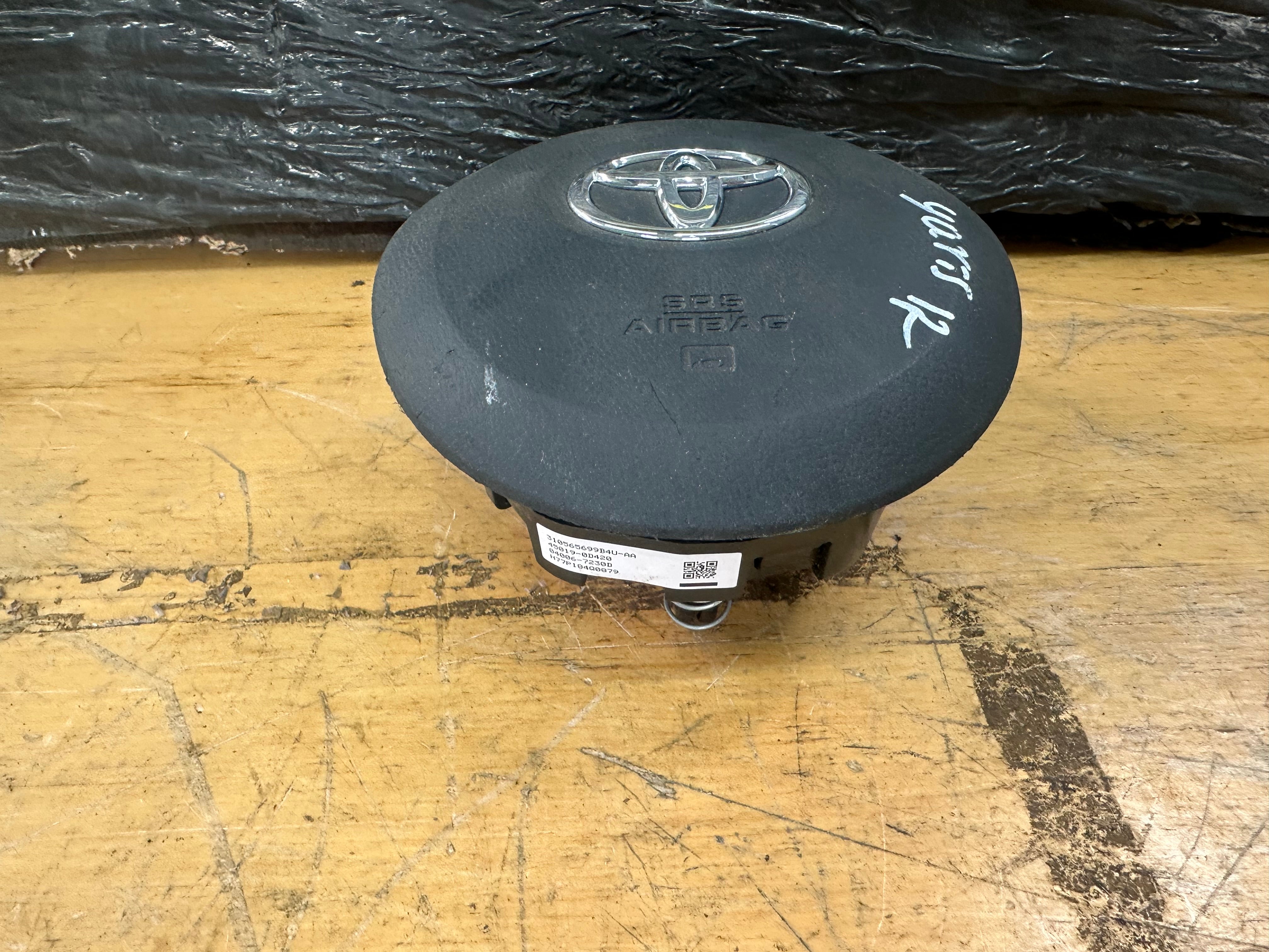 Toyota Yaris 2012 Driver’s Steering Wheel Abag (45019-0D420) (310565699B4U-AA)