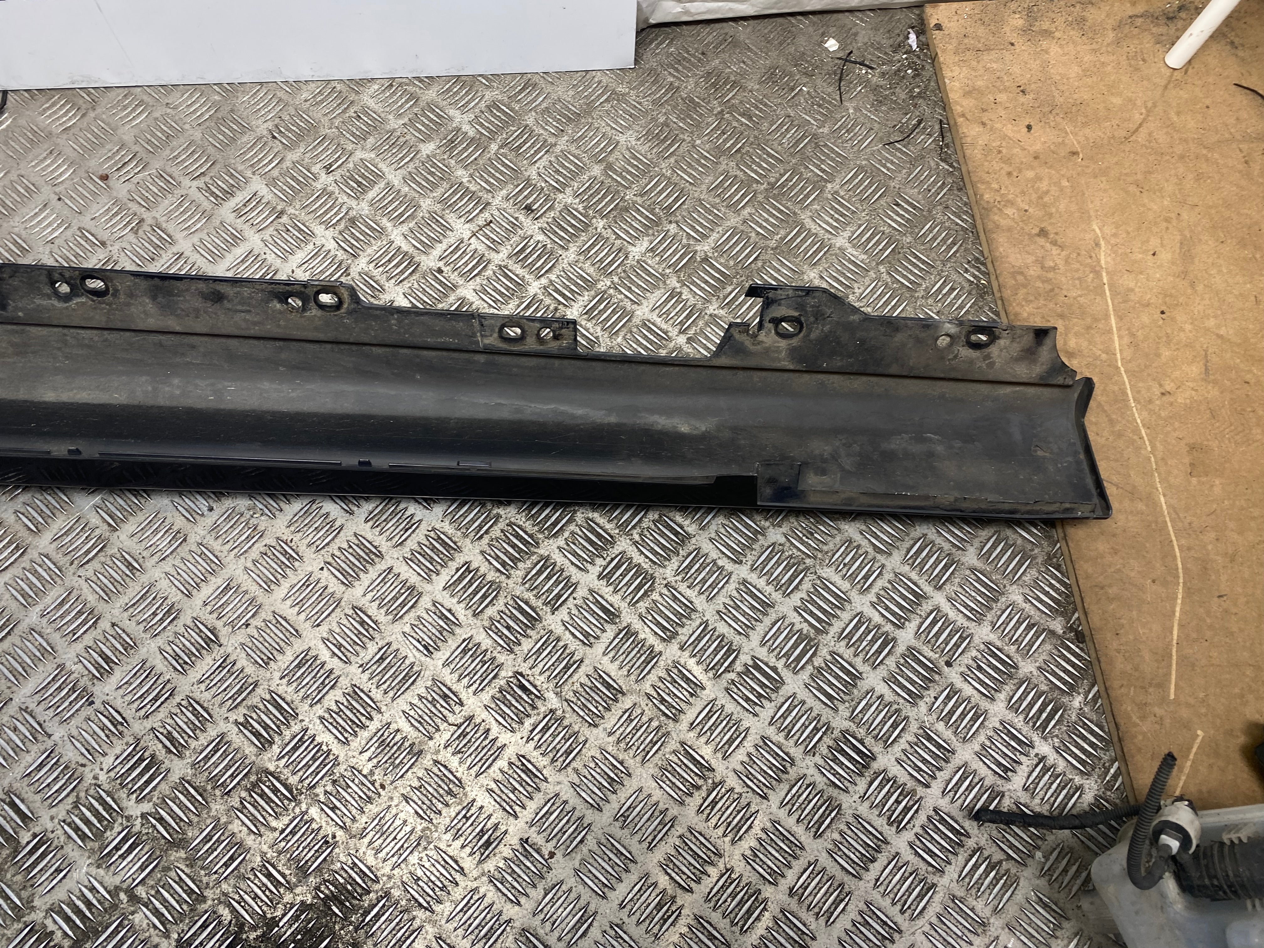 BMW 3 Series F30 M Sport Right Side Skirt 2012–2019