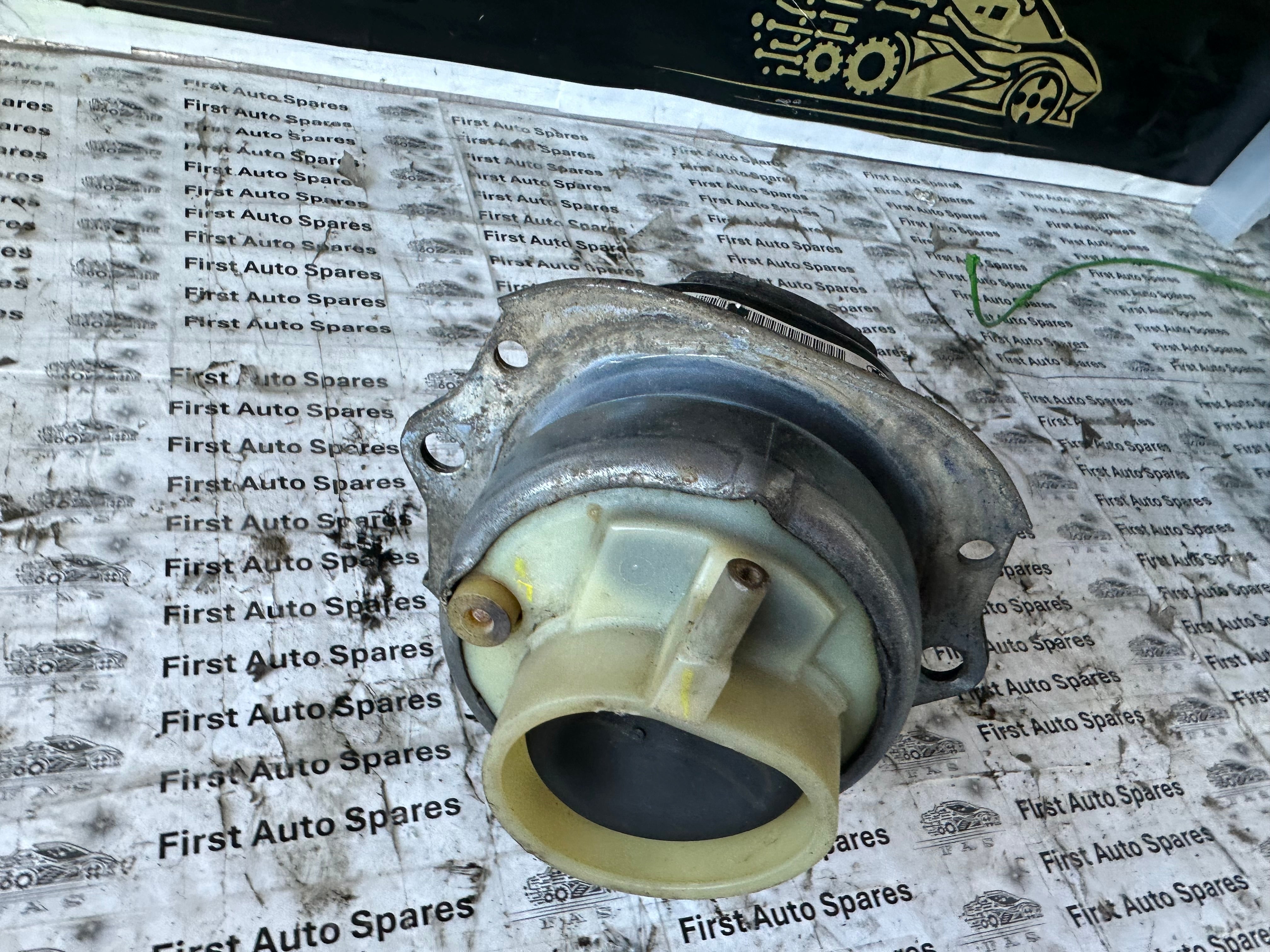 BMW X5 F15 Front Left Passenger Engine Mount (160042-12) (P685310401)