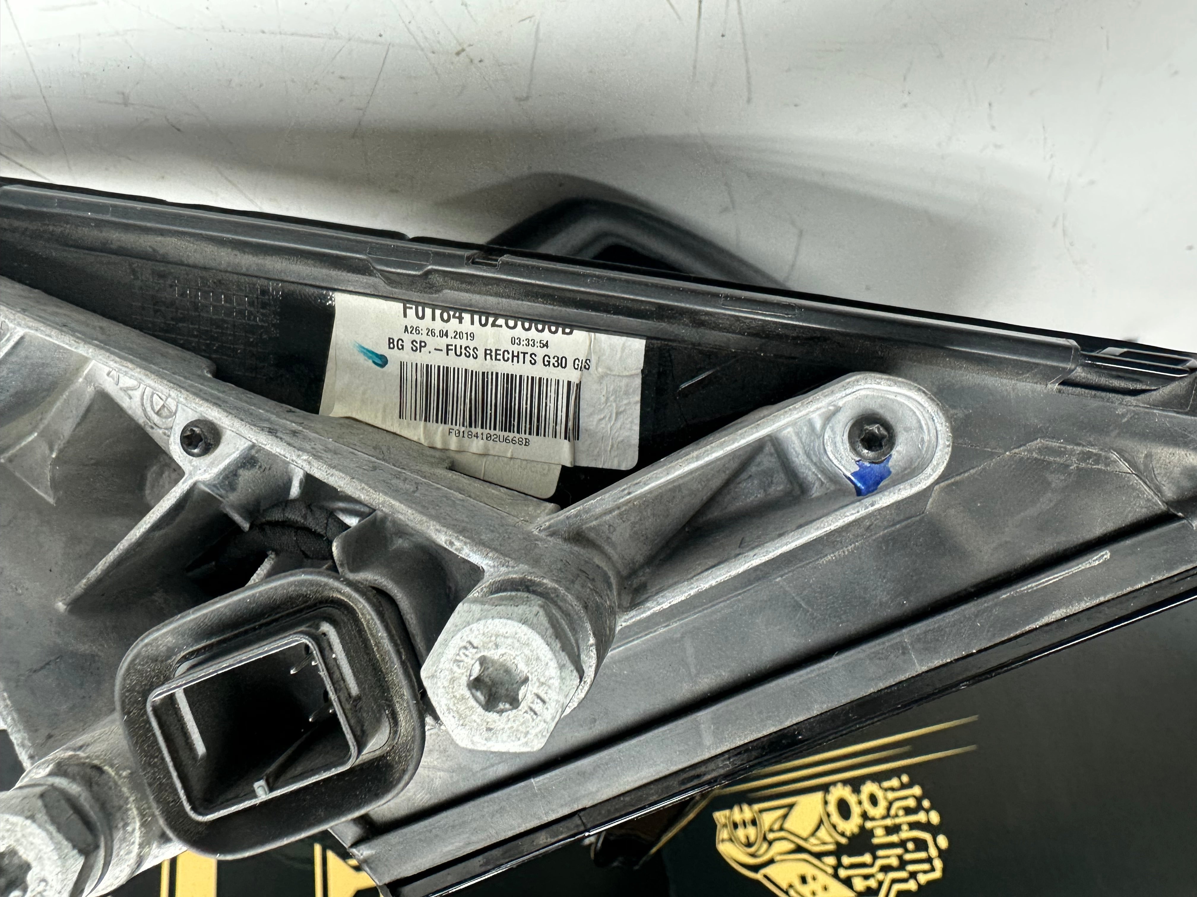 BMW 5 Series G30 Right Wing Mirror 6 Pins Plug (F0184102U668B)