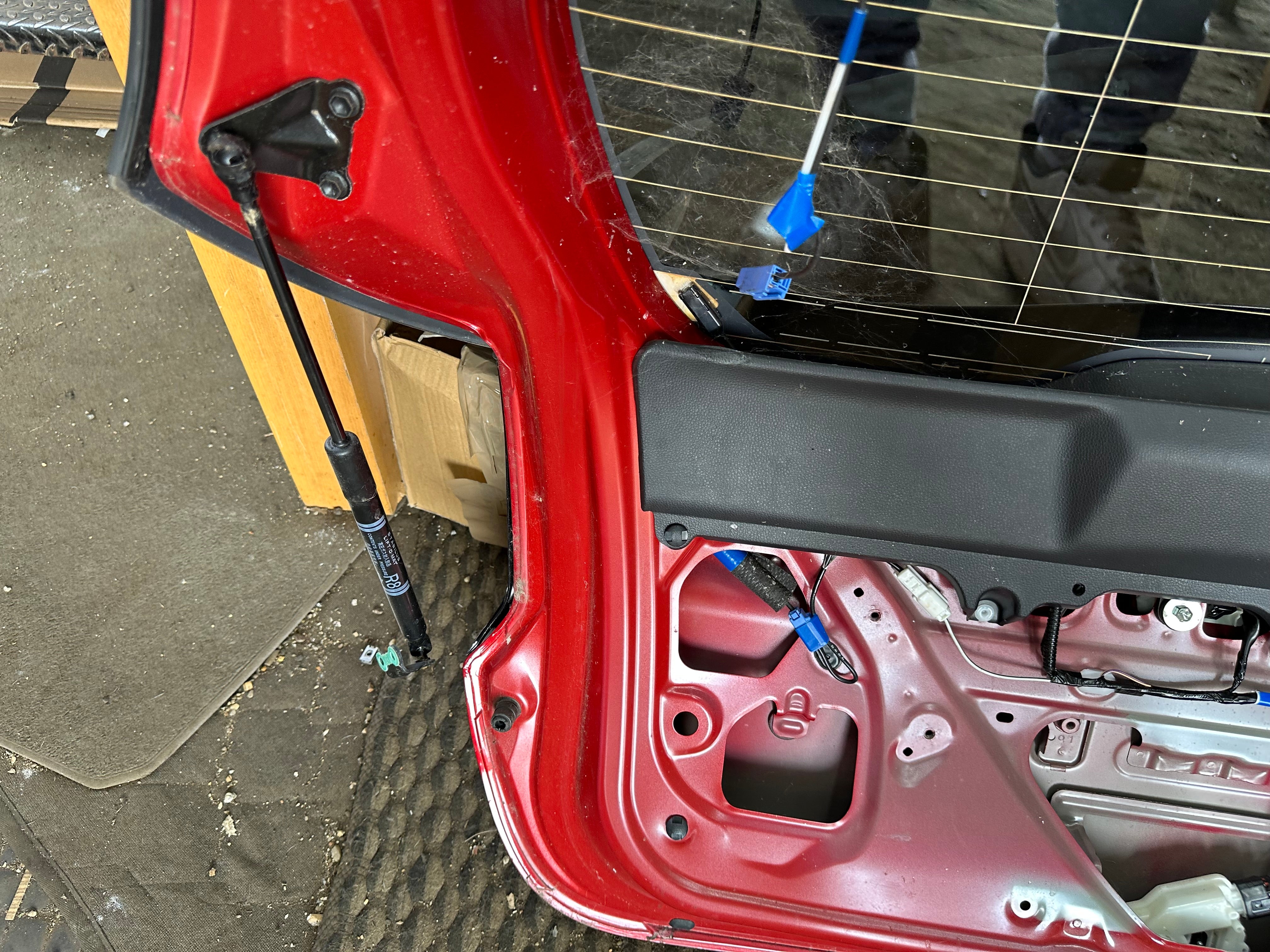 Toyota Yaris / Mazda 2 2020–2025 Tailgate | Boot Lid