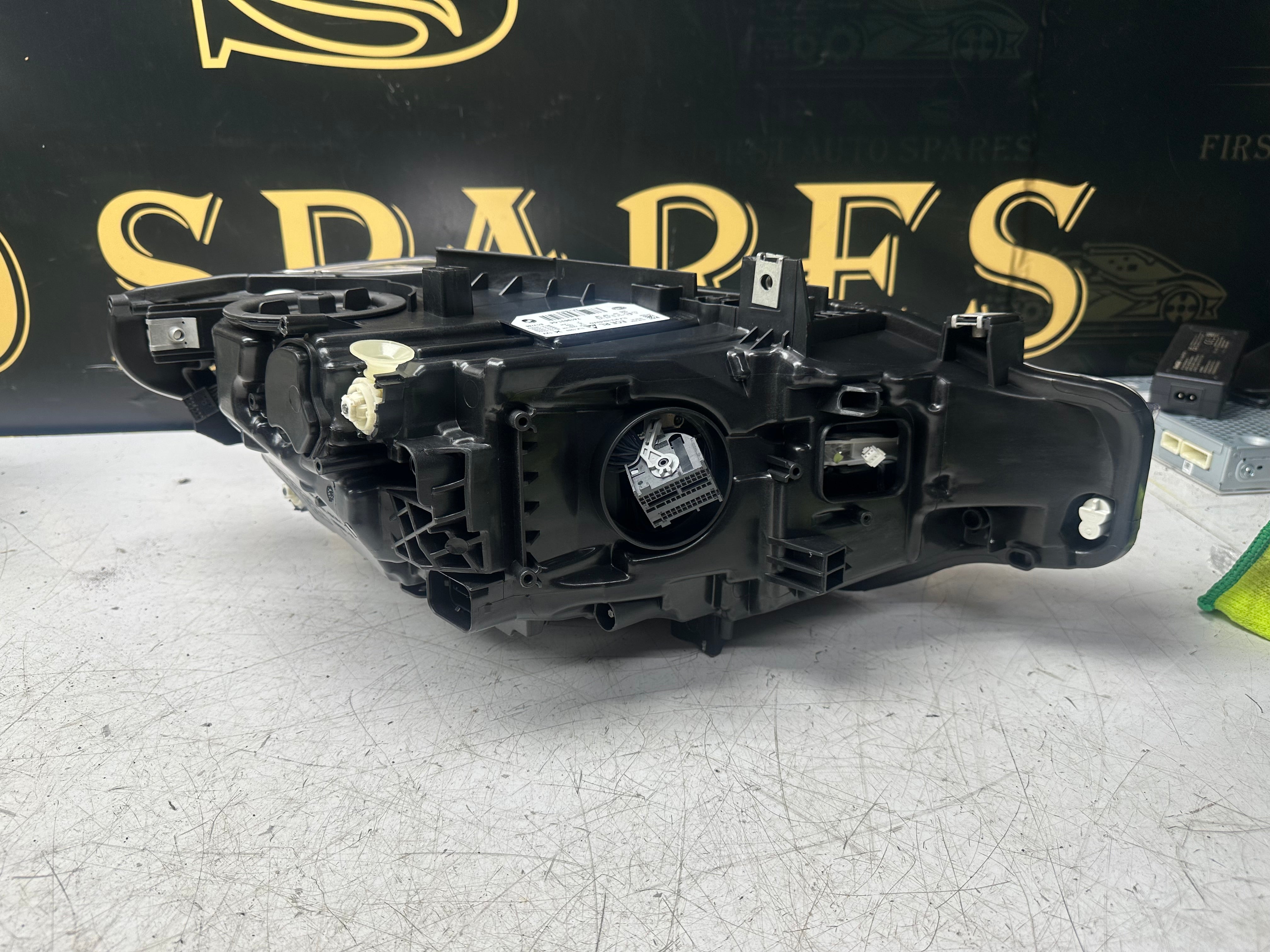 BMW 3 Series F30 / F31 2015–2019 LCI LED Headlight Passenger Side (7419631-04)