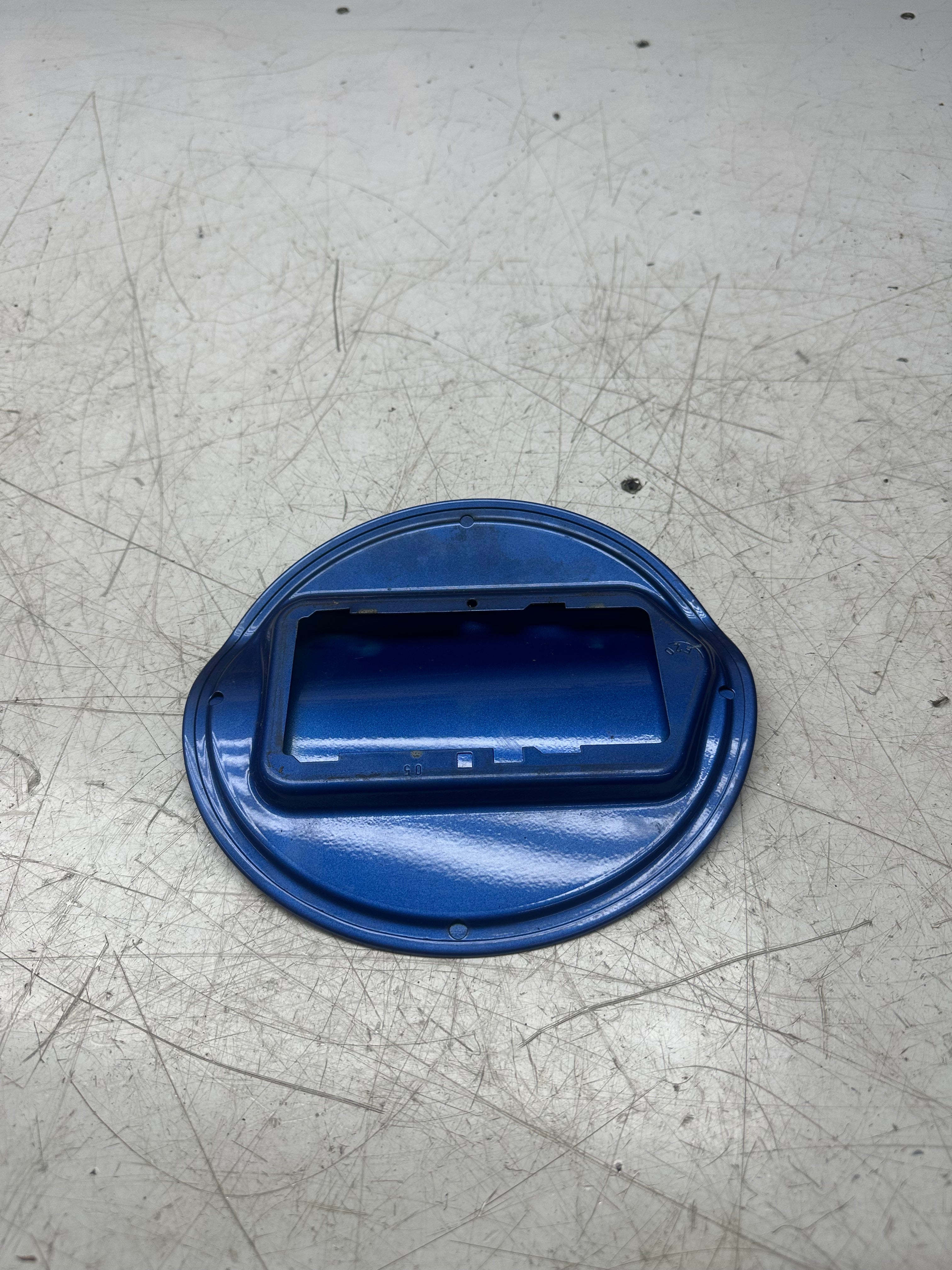 BMW 1 Series F20/F21 Fuel Petrol Flap (Blue) (2015–2019)