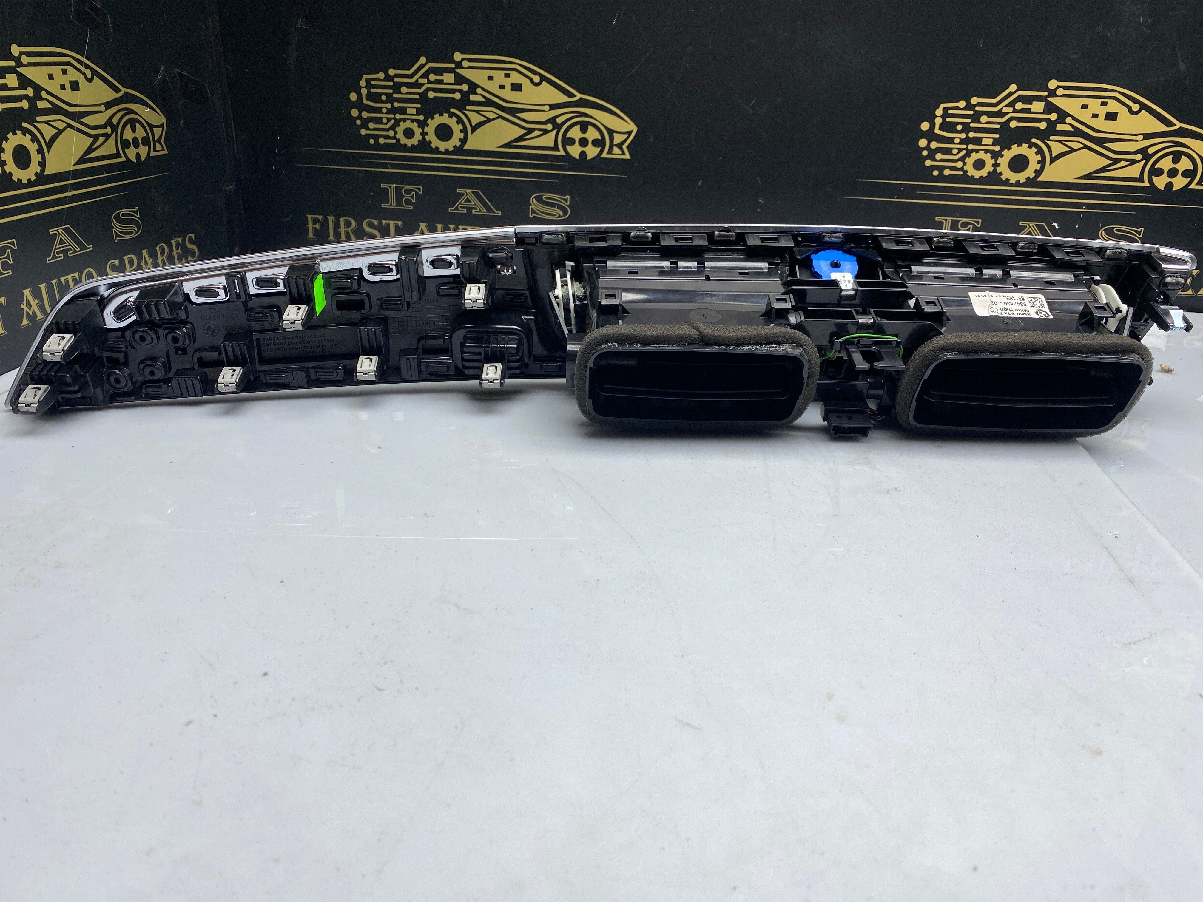 BMW 3 Series F30 Dashboard Air Vent 2016 (9347436)