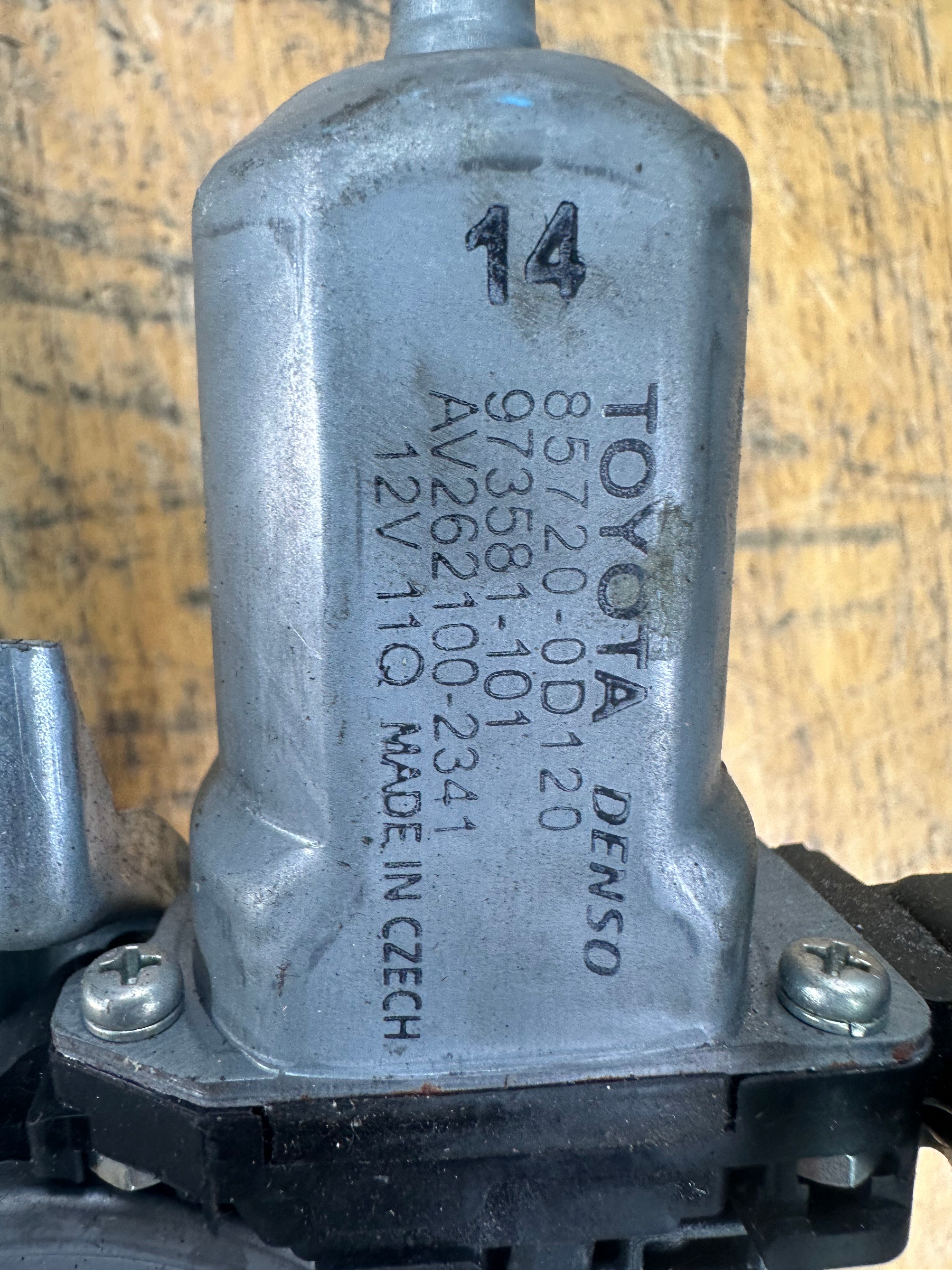 Toyota Yaris 2012 Rear Left N/S/F Window Regulator (85720-0D120)