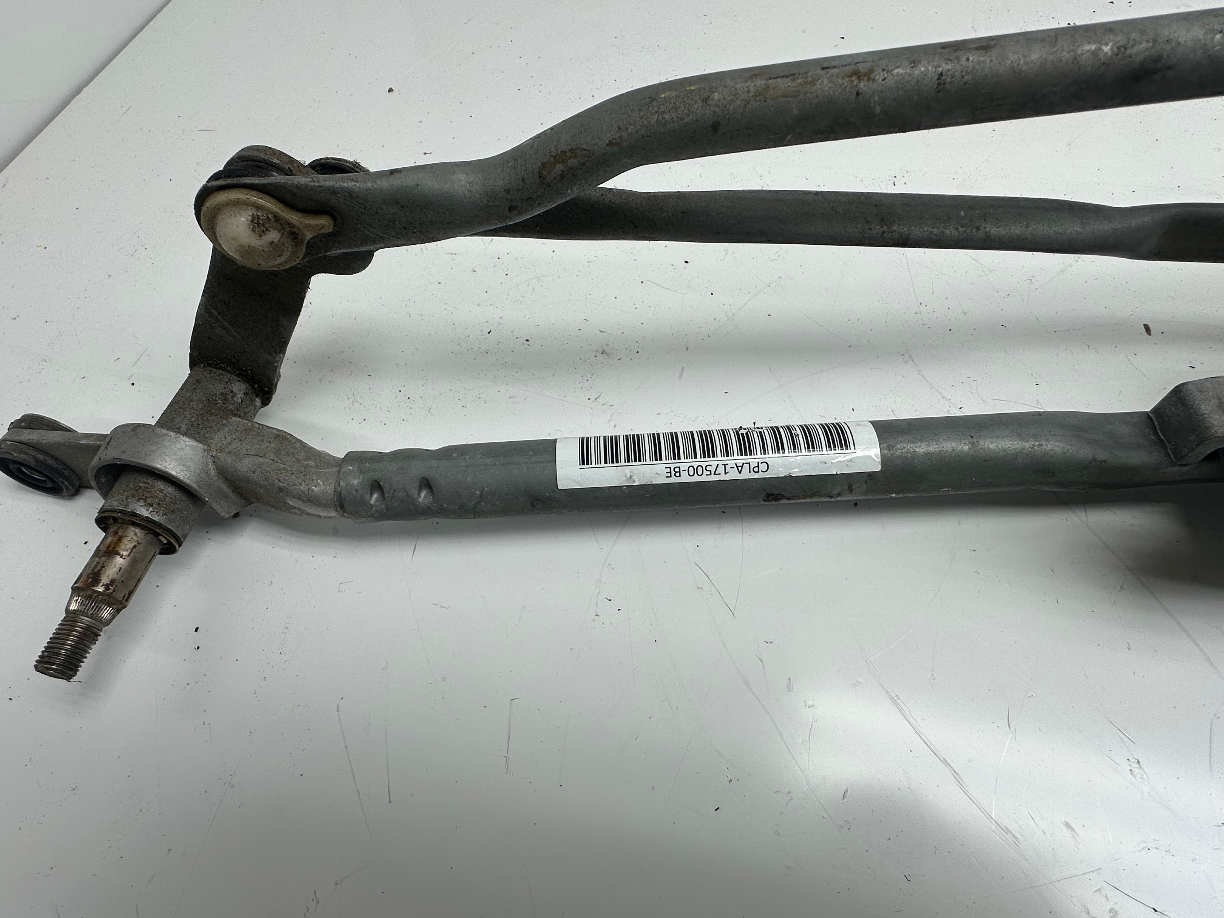 Range Rover Sport L494 Front Wiper Motor & Linkage (CPLA-17500-BE, AV159060-7741)