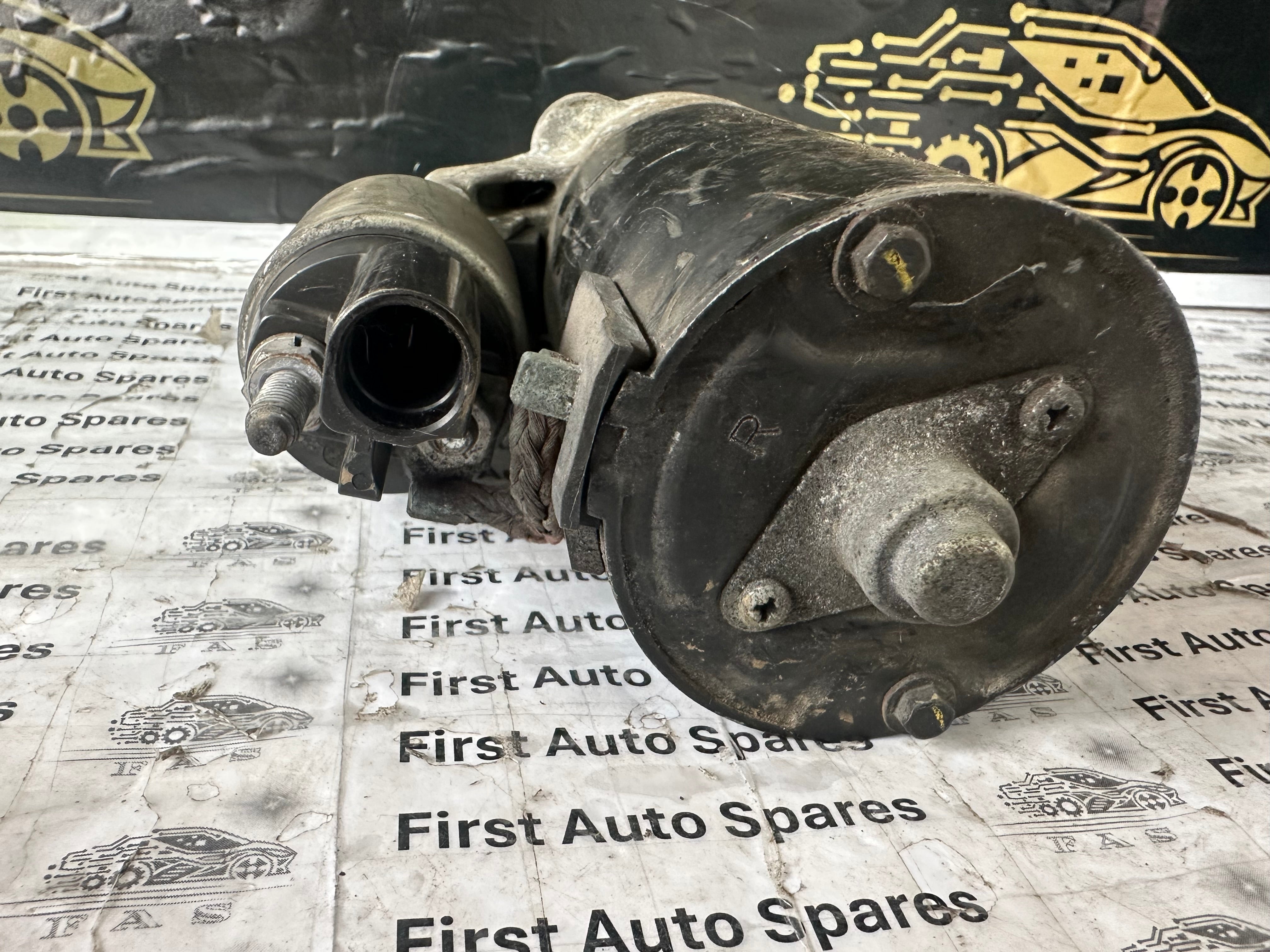 Audi A4 B8 2.0 TDI Starter Motor (03L911021E) (20120914)