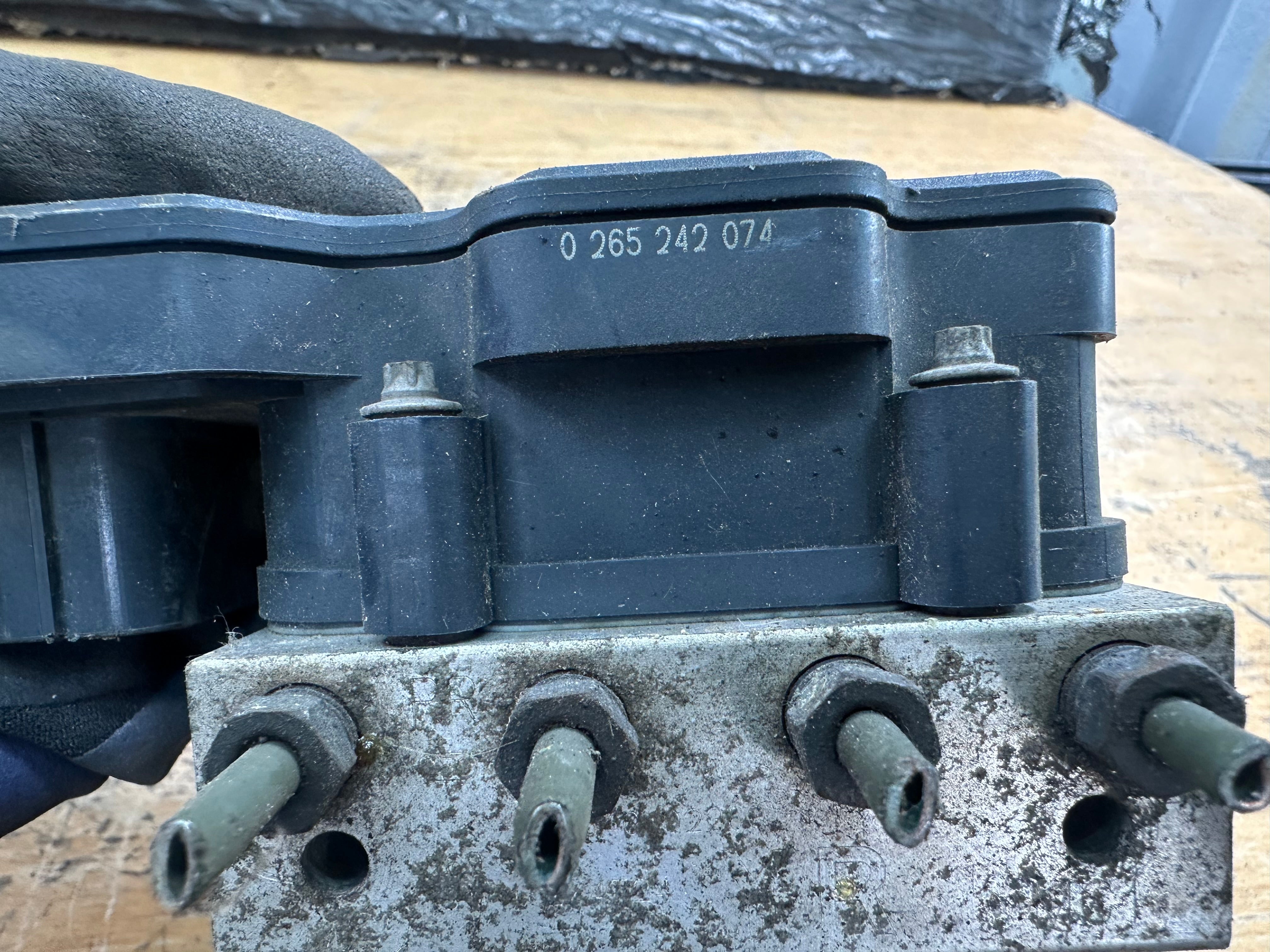 Toyota Auris 2012-2019 ABS Pump Modulator 1.3 Petrol (0265956014) (2265106455)