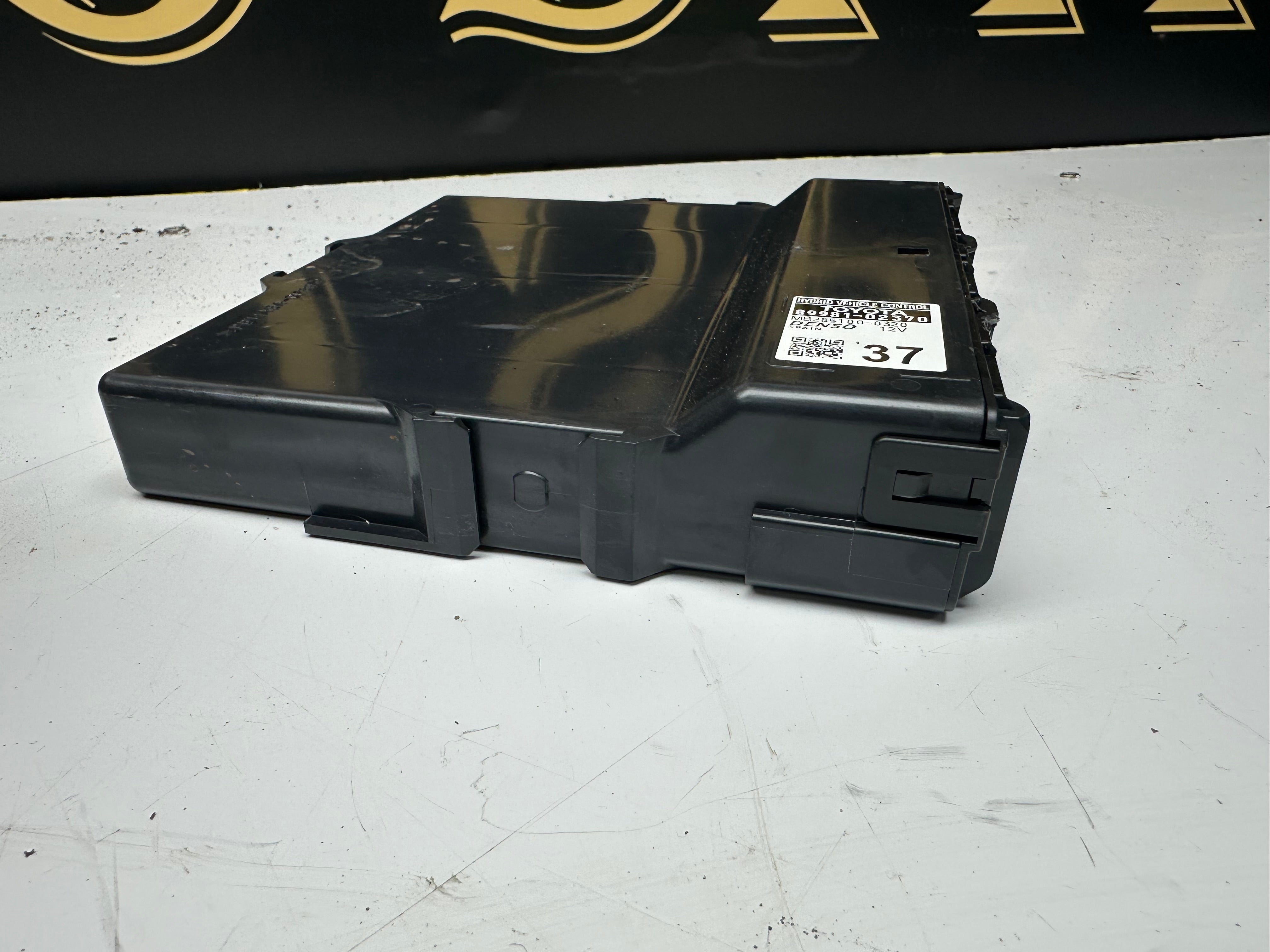 Toyota Corolla 1.8 Hybrid Engine Control Unit (89981-02370) (MB285100-0320)