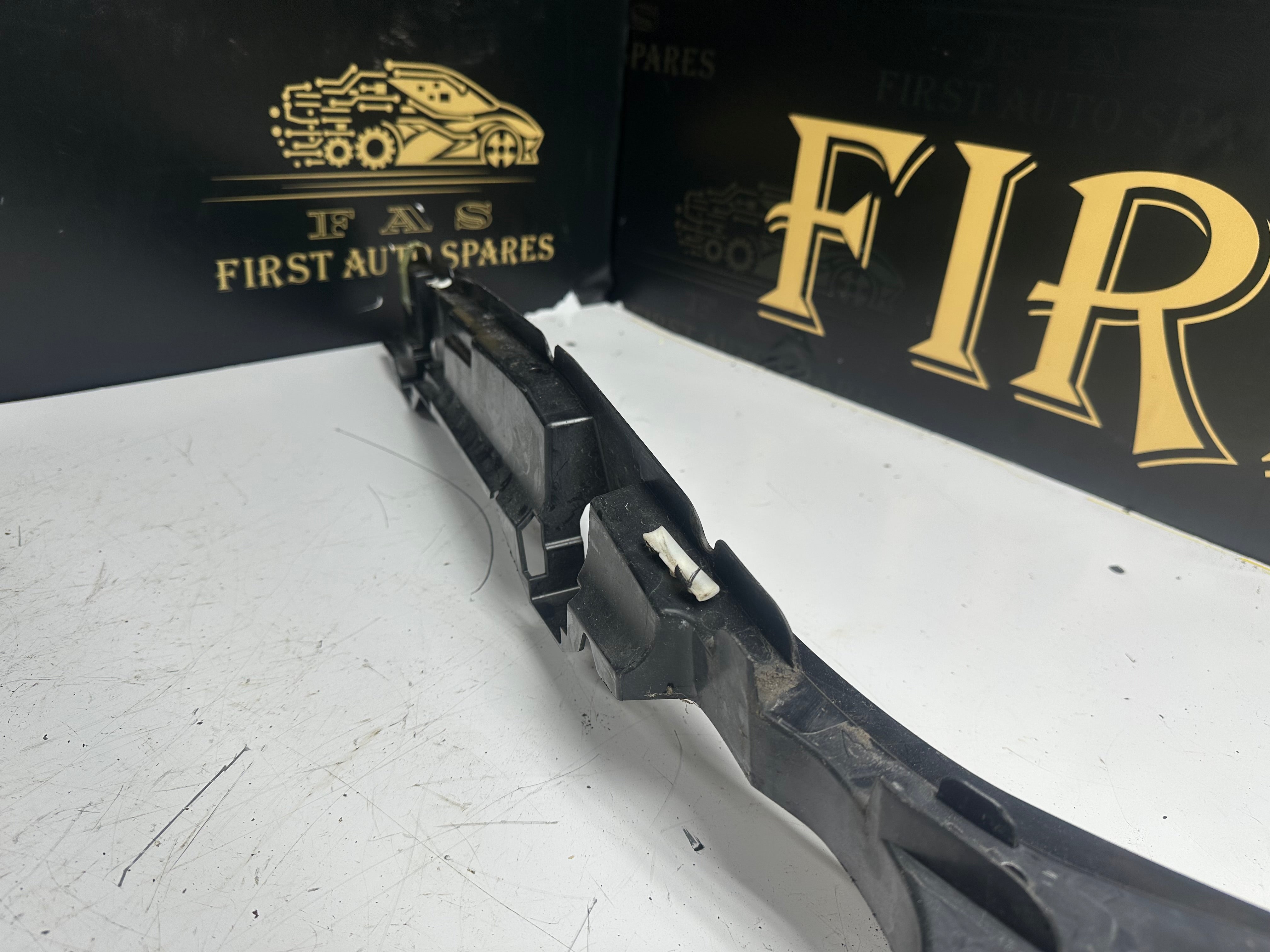 BMW 3 Series G21 Rear Bumper Bracket (158577 11 / 51127469366)