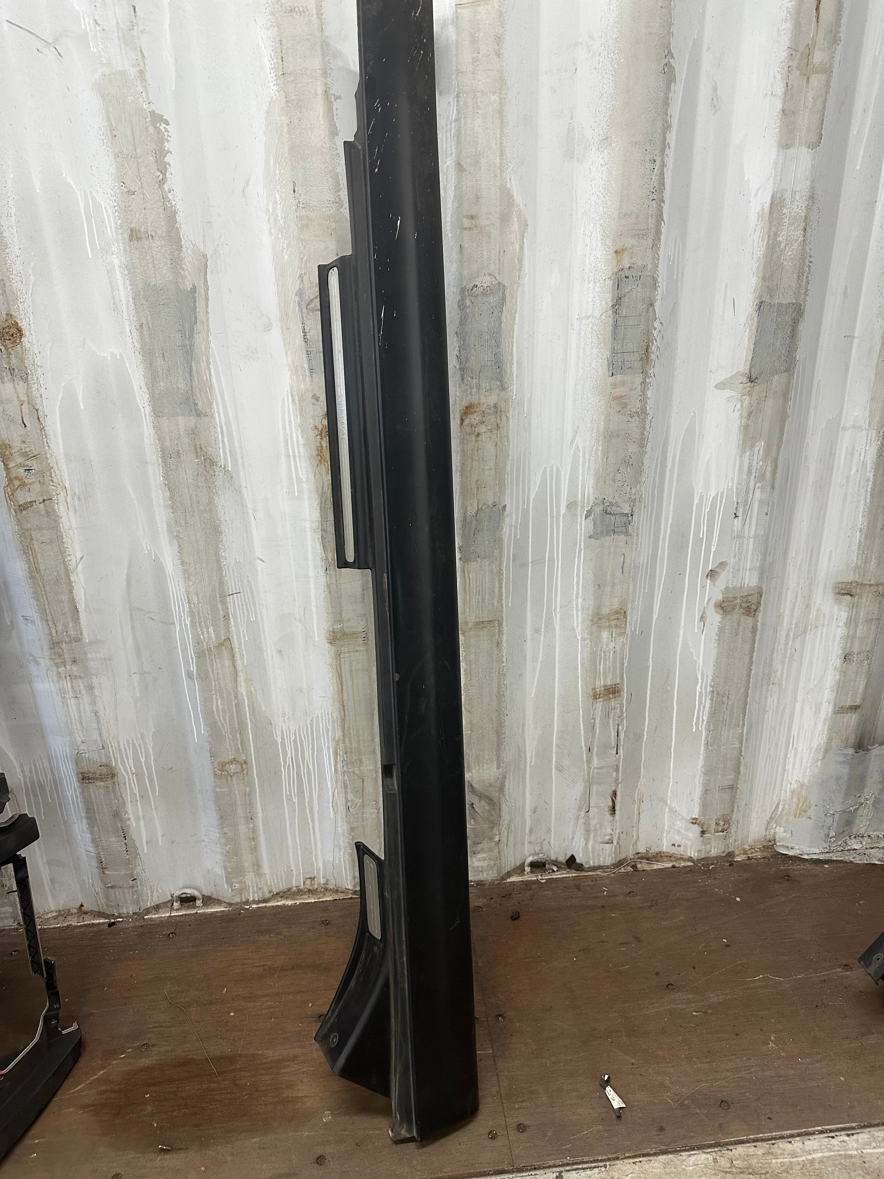 Mini Cooper Side Skirt Right – 2014–2024