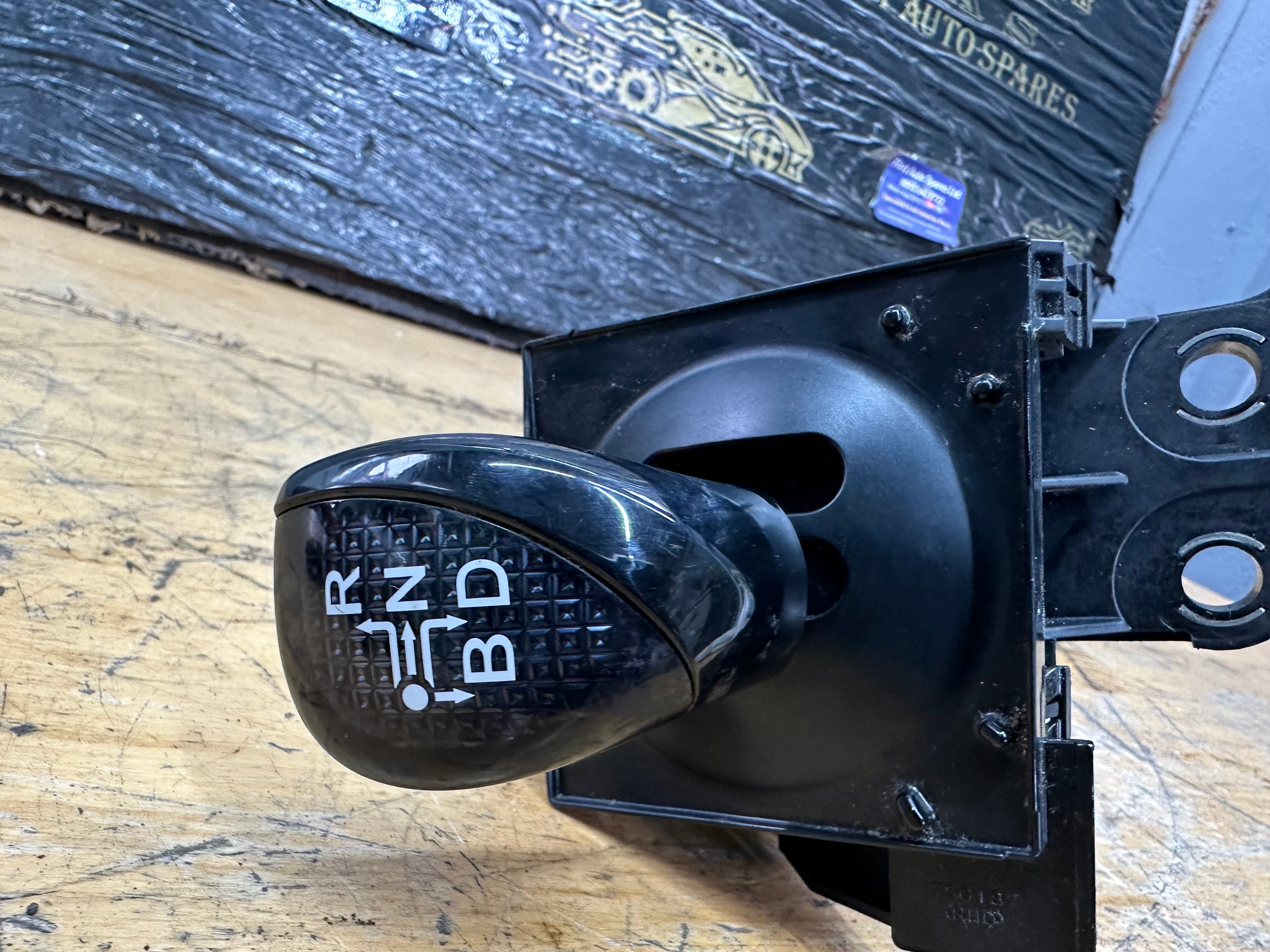 Toyota Auris 2012–2018 Automatic Gear Selector (75C182-RHD)