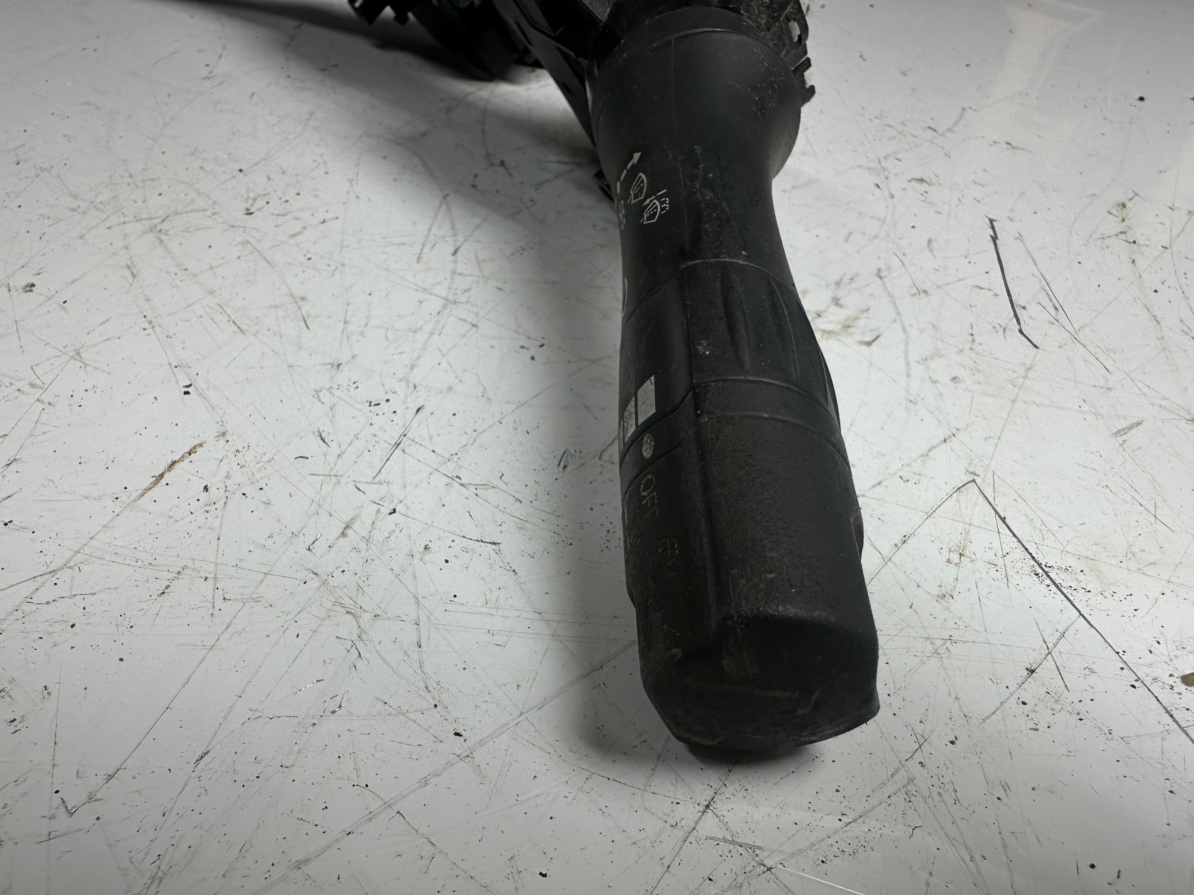 Nissan Micra Turn Signals Control / Indicator Wiper Stalk Switch (NILES14AM0)