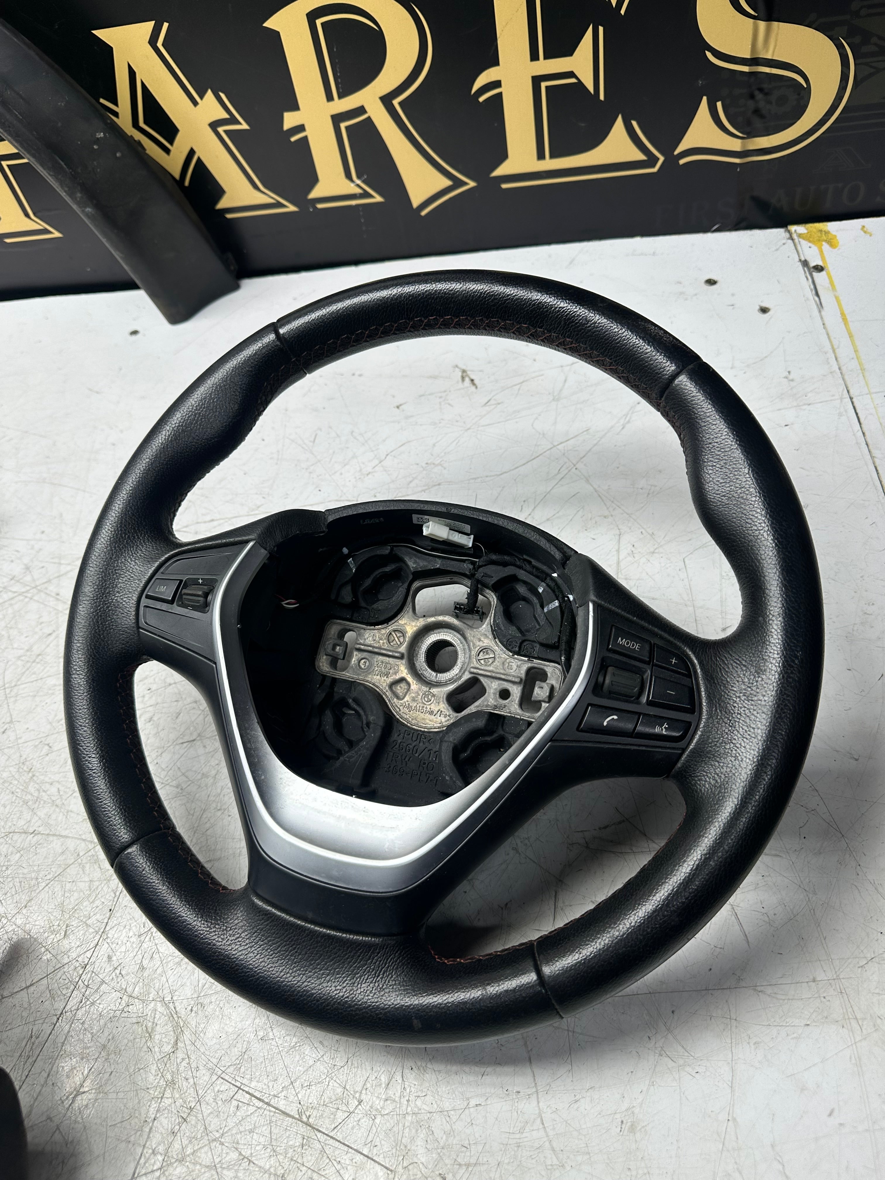 BMW 3 Series F30 2015 Steering Wheel (7984979) (3-369-PL7-1)