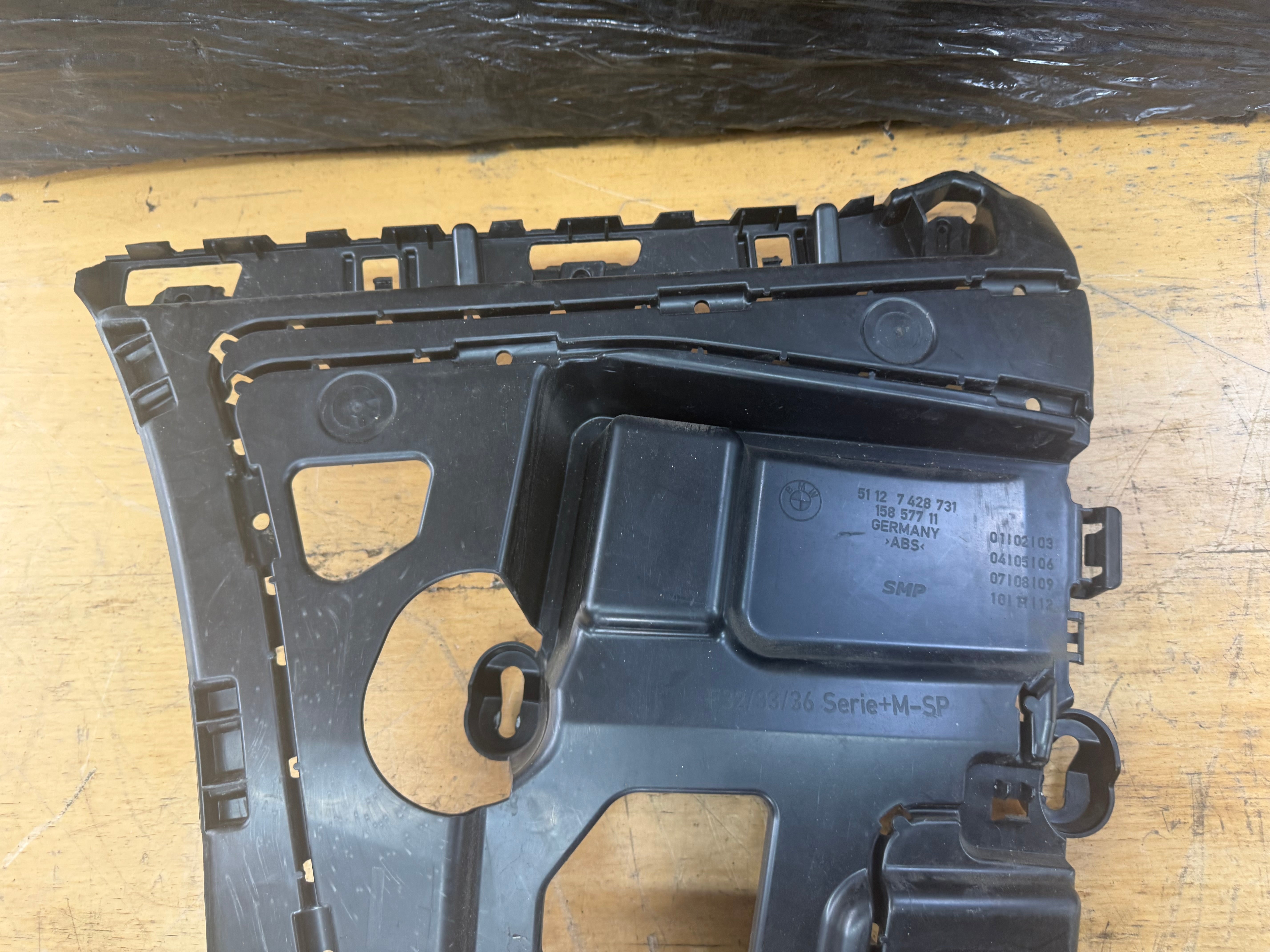 BMW 4 Series F32 2015 Rear Left Bumper Bracket Mount Support (7428731)aa