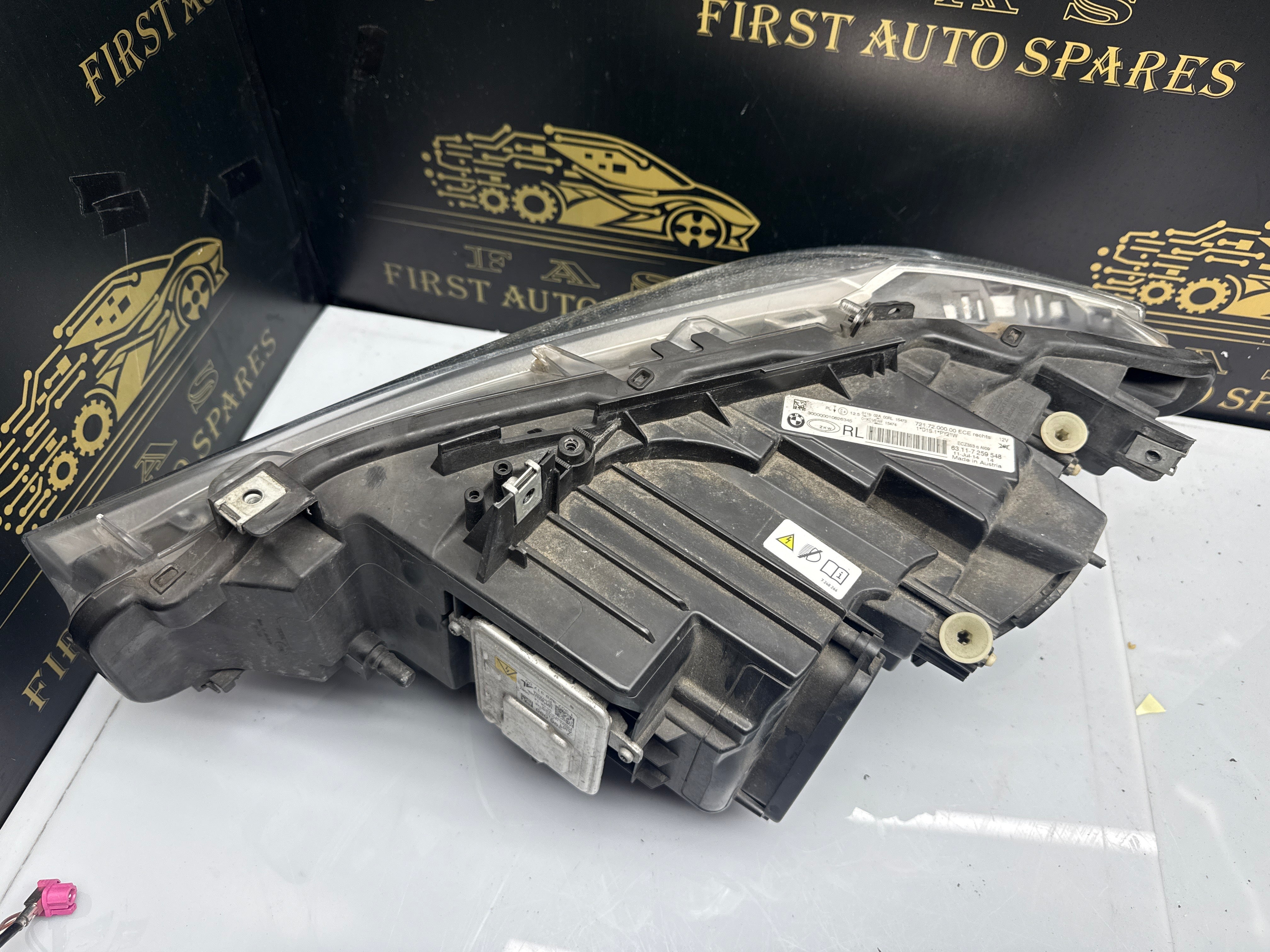 BMW 3 Series F30 F31 Pre-LCI Xenon Complete Right Headlight (7259548)
