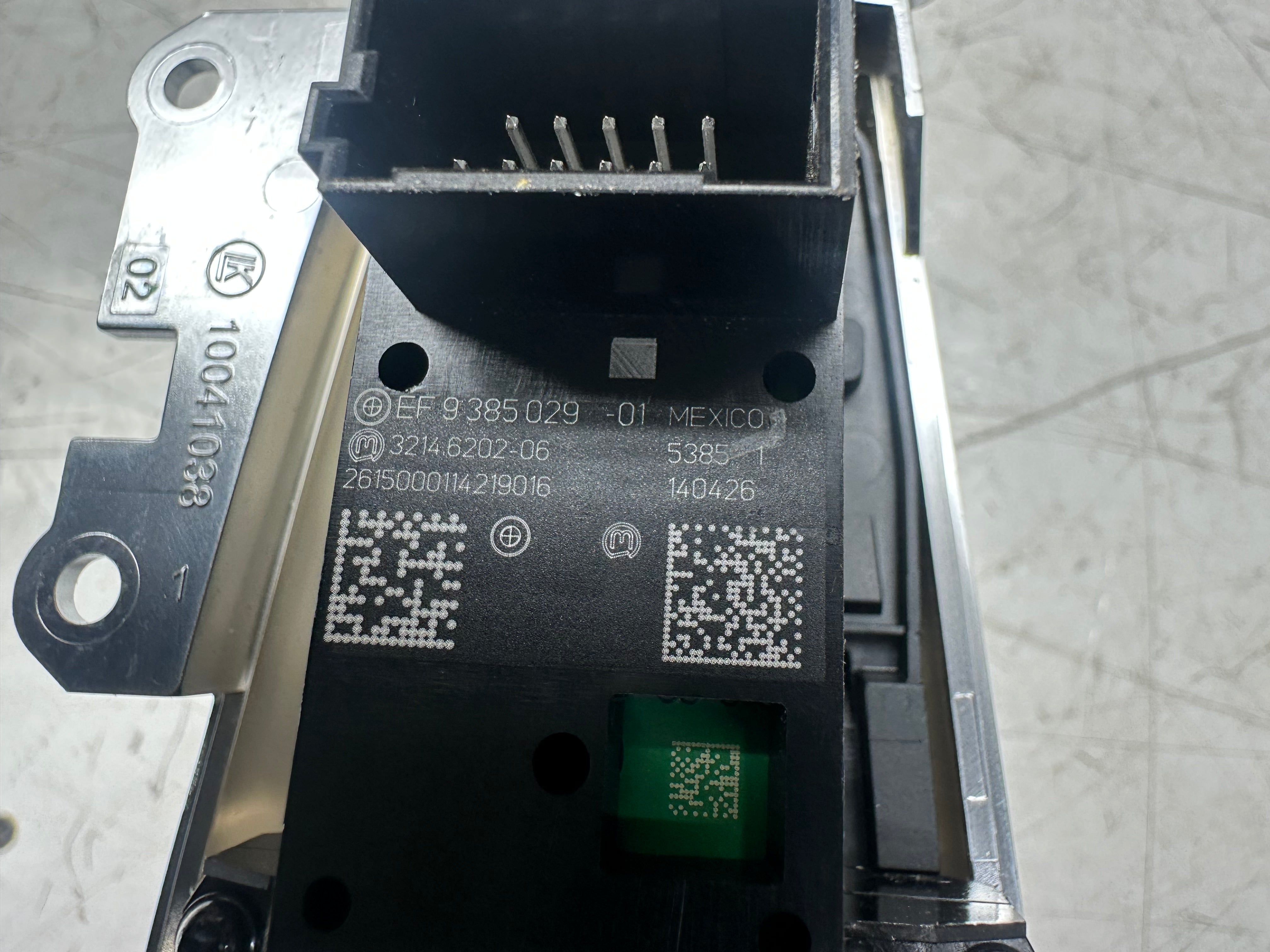 BMW X5 F15 XDrive Parking Brake & Auto Hold Switch Bottom (9385029)