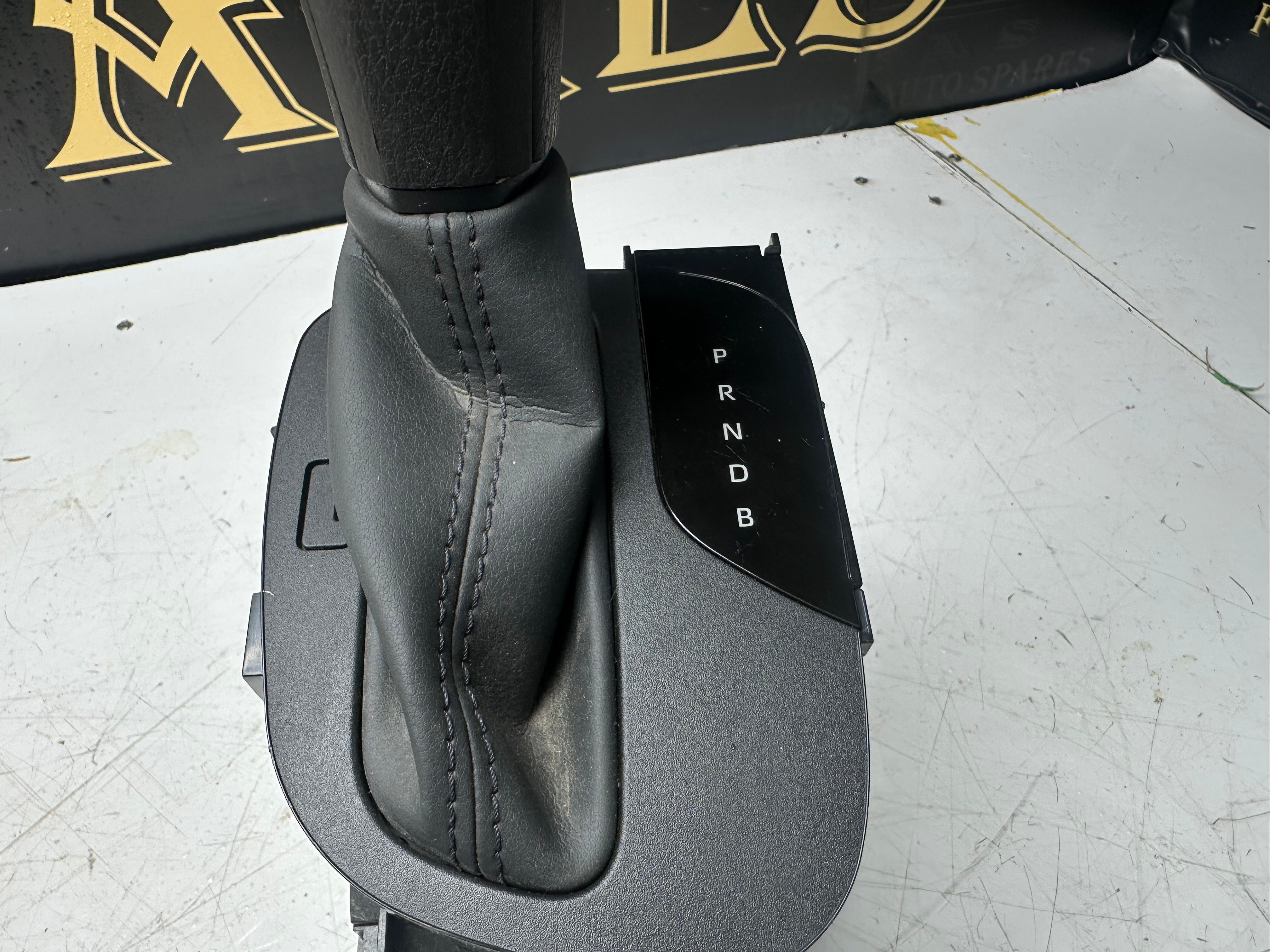 Toyota Yaris 2022 Automatic Gear Selector |(75G591-RHD)