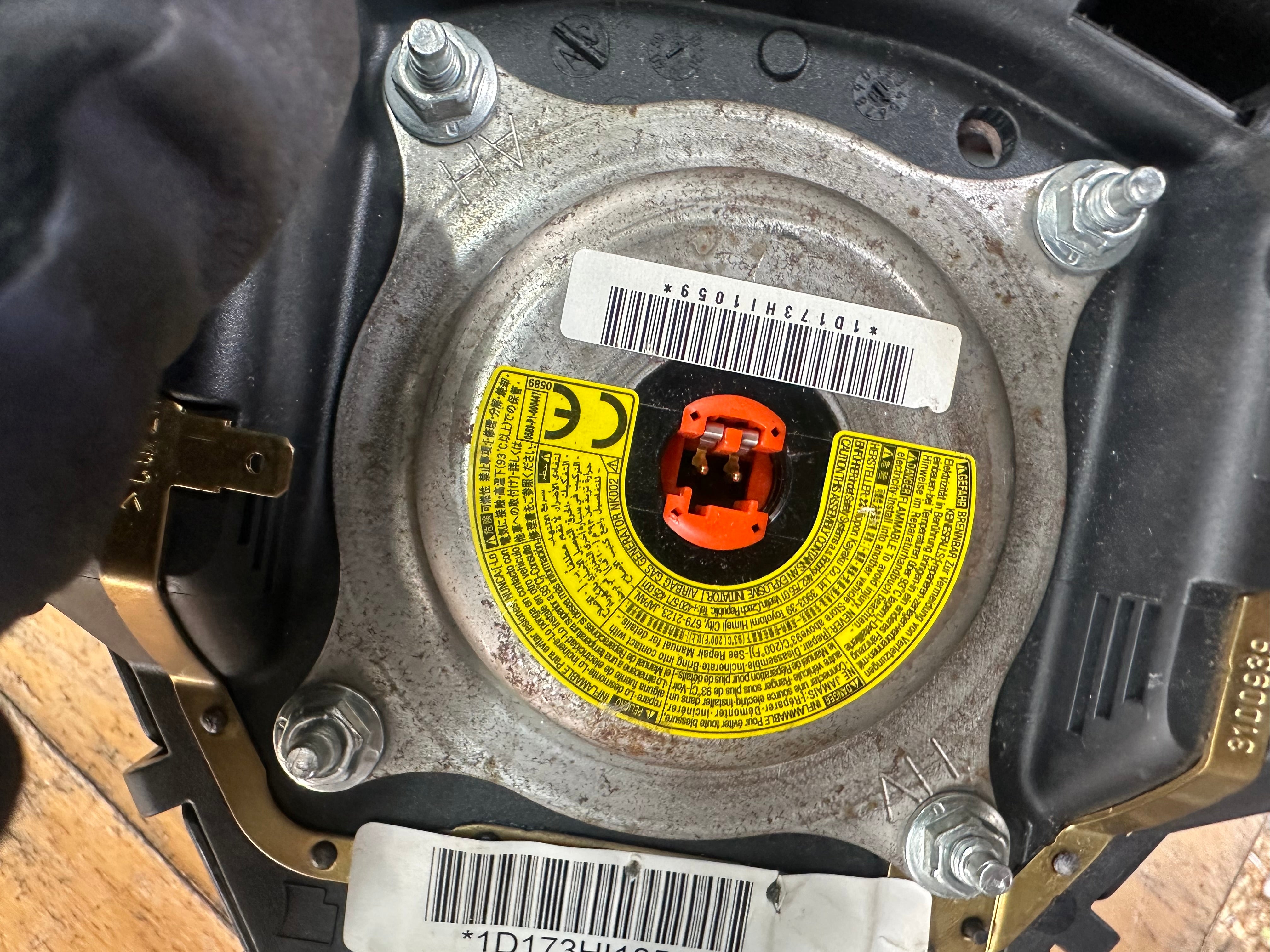 Toyota Yaris 2012 Driver’s Steering Wheel Abag (45019-0D420) (310565699B4U-AA)