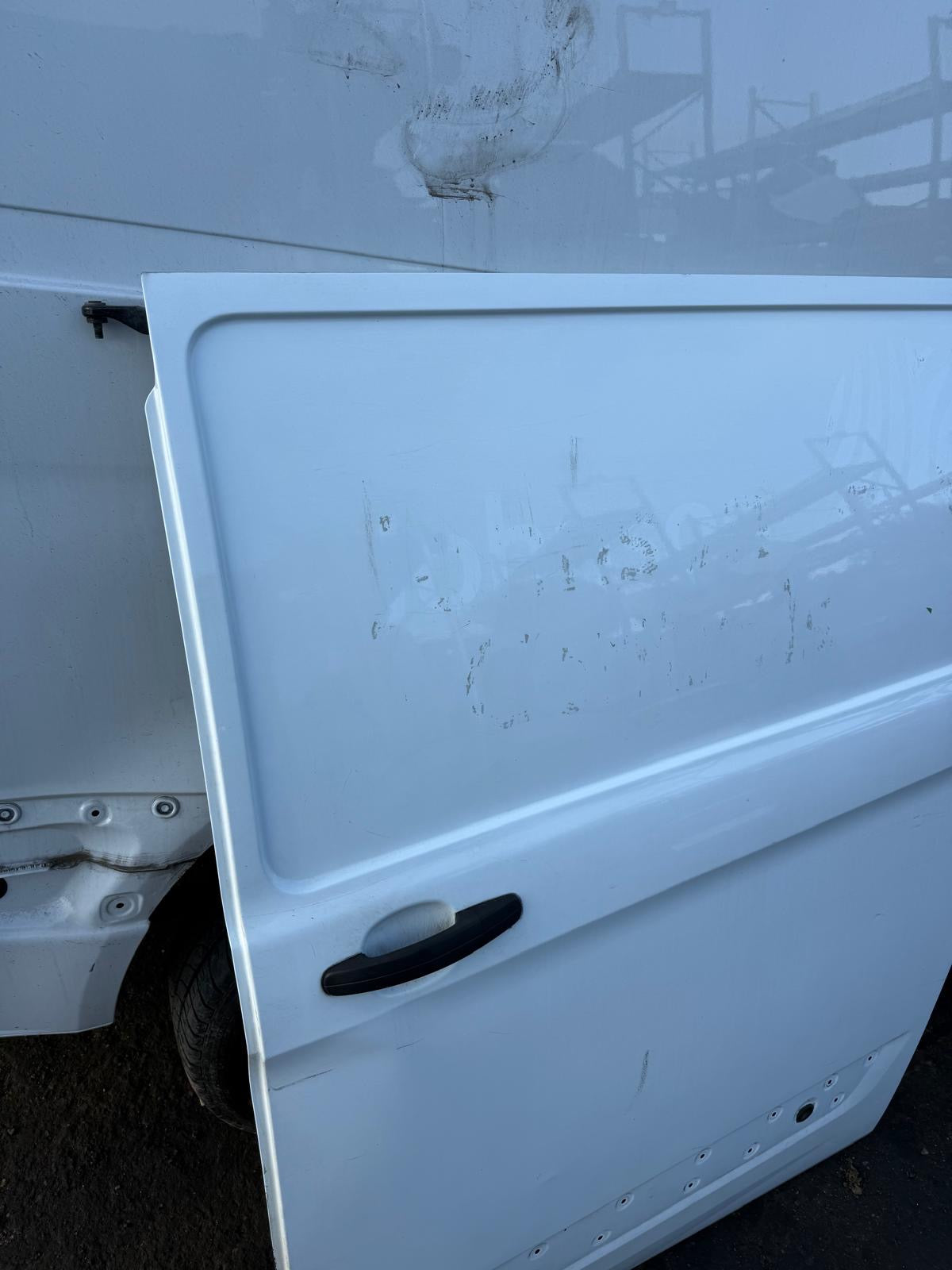 Ford Transit Custom 2018-2023 Left Sliding Door