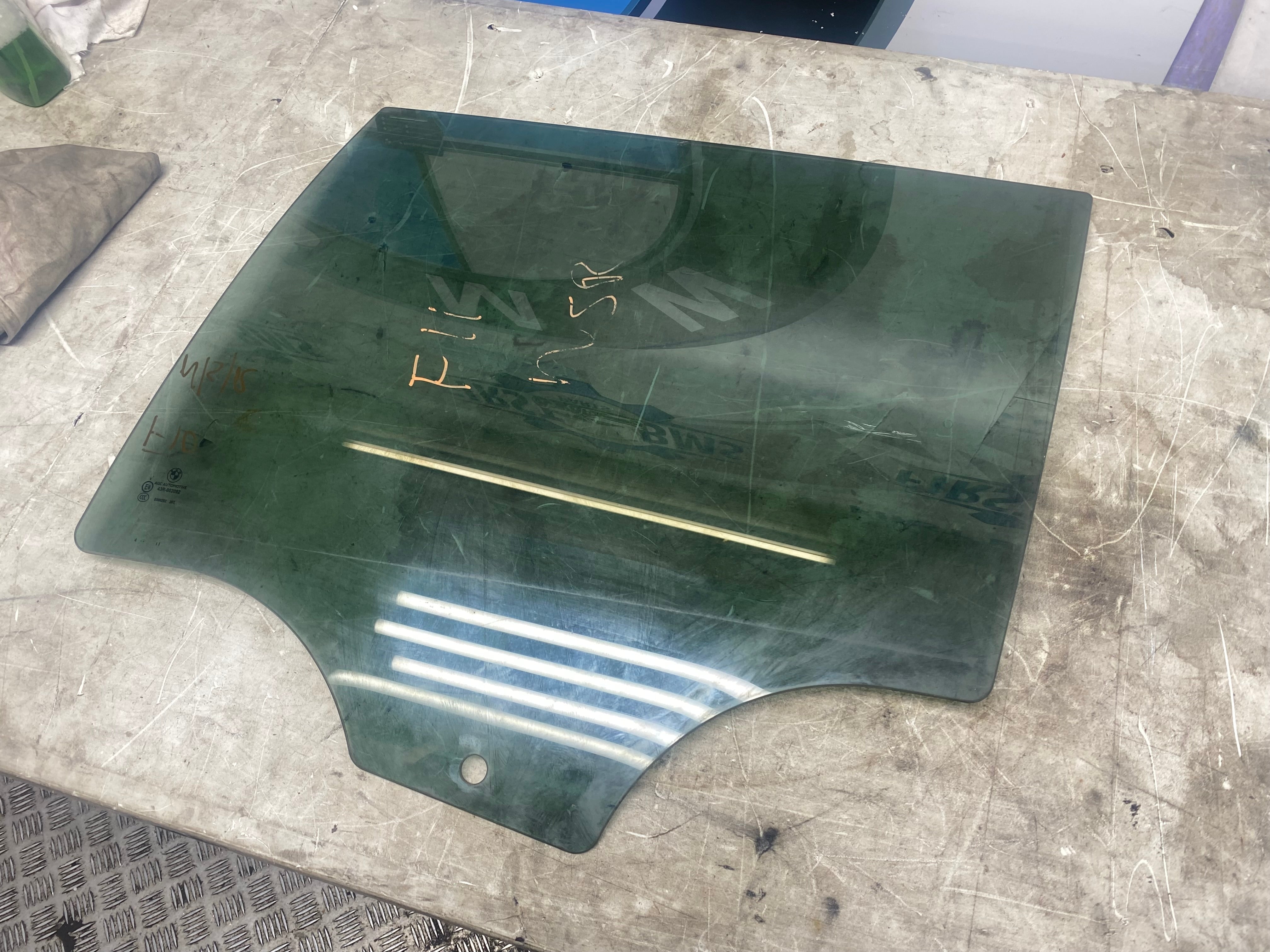 BMW 5 Series F10 / F11 Passenger Side Window Glass – 2010–2017