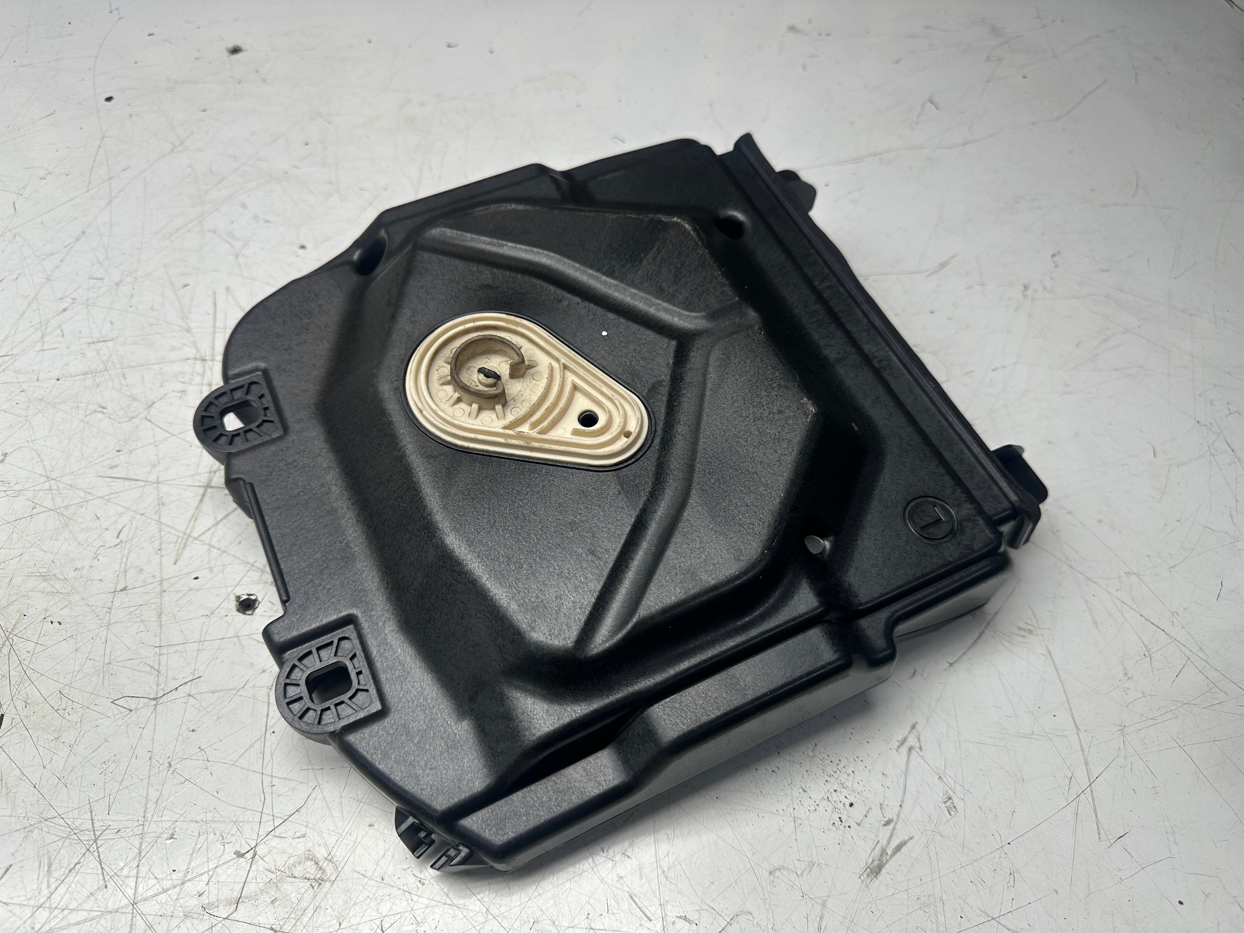 BMW F06 Central Subwoofer Bass Speakers Set (9169685-02) (9169686-02)