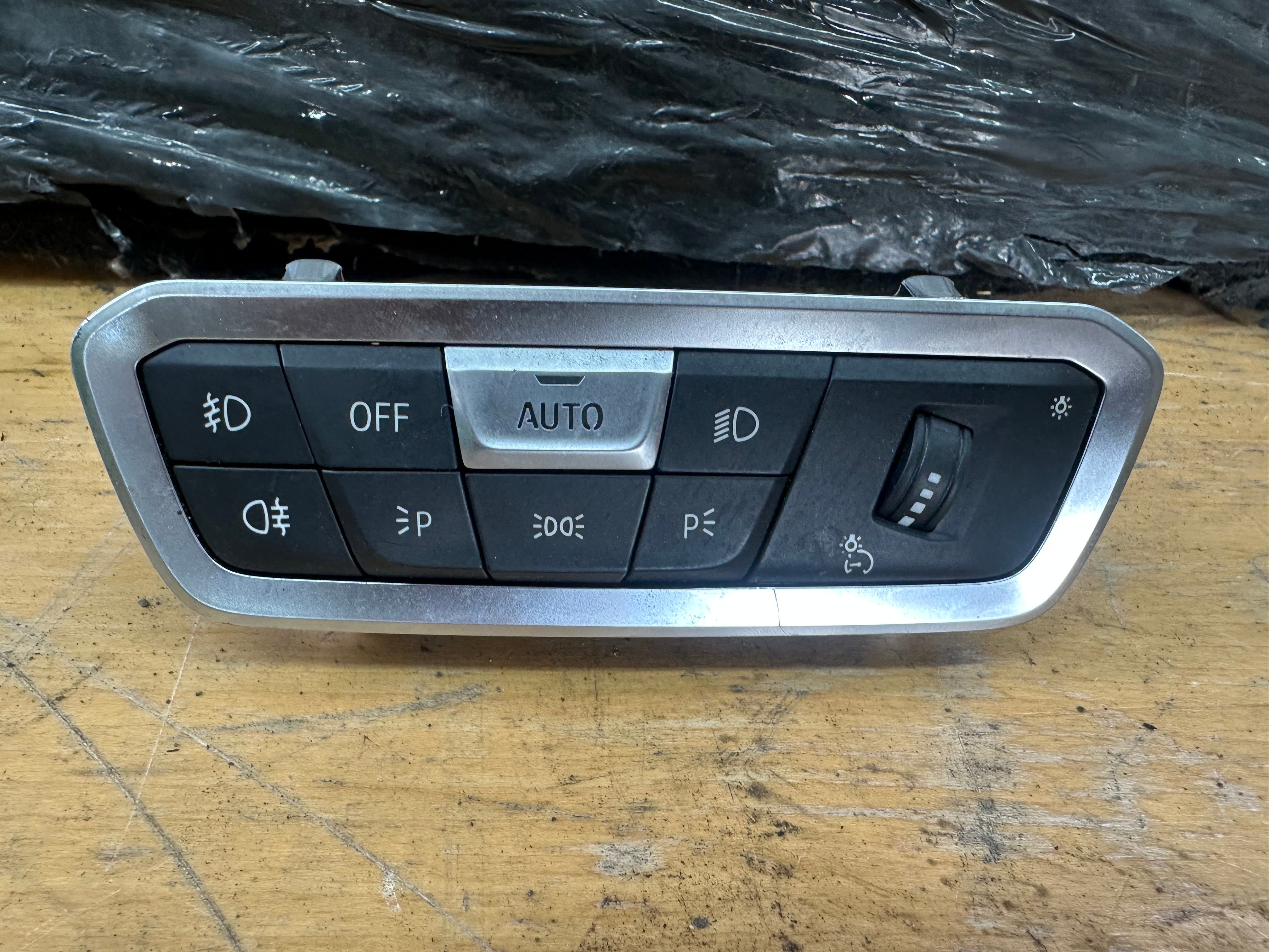 BMW X5 Series G05 2019 Adaptive Suspension VDP ECU Control Module (6894896)