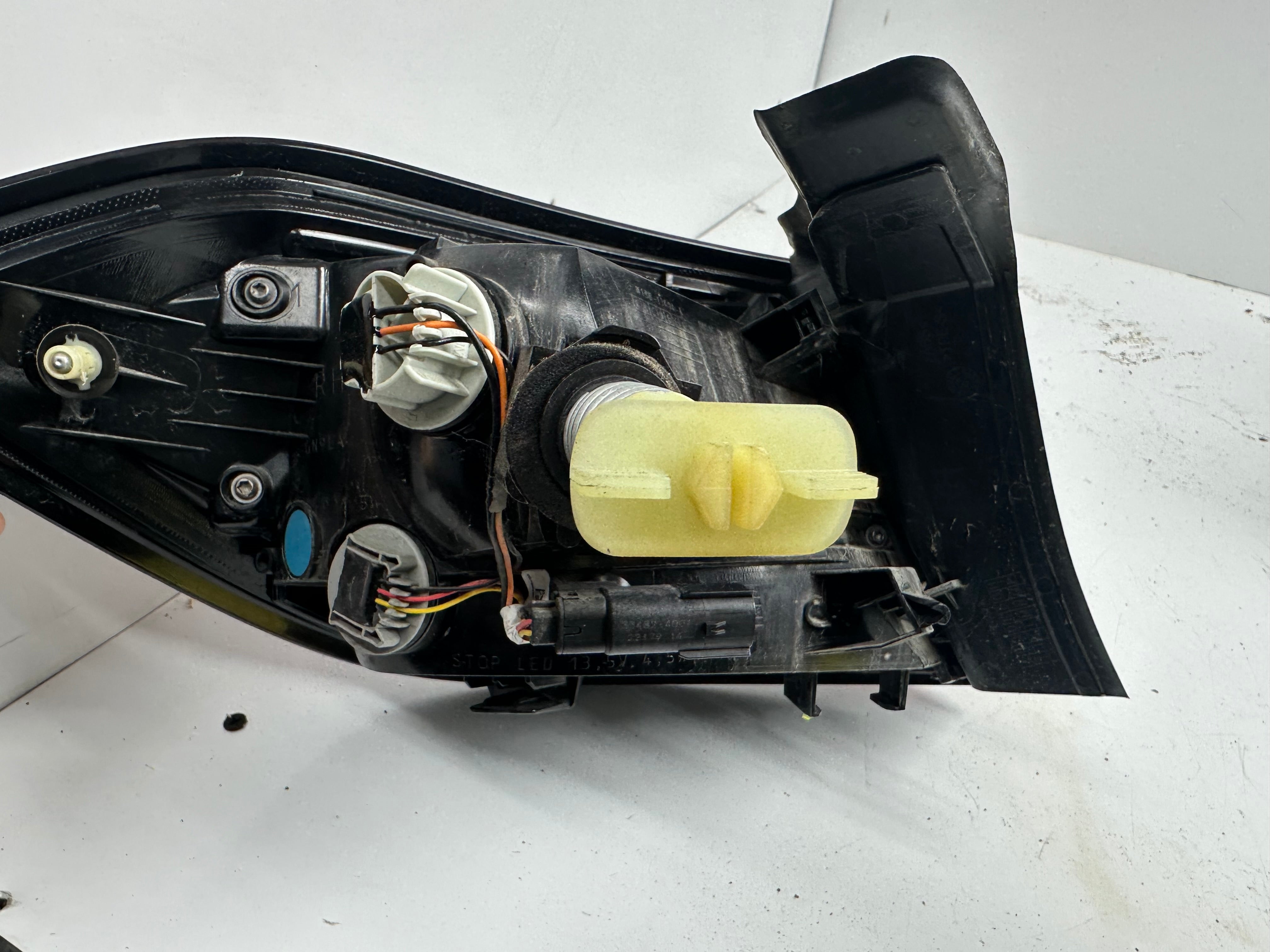 Ford Fiesta 2022-2024 Right Rear Tail Light LED (00223072-02) (N1BB-13404-BA)