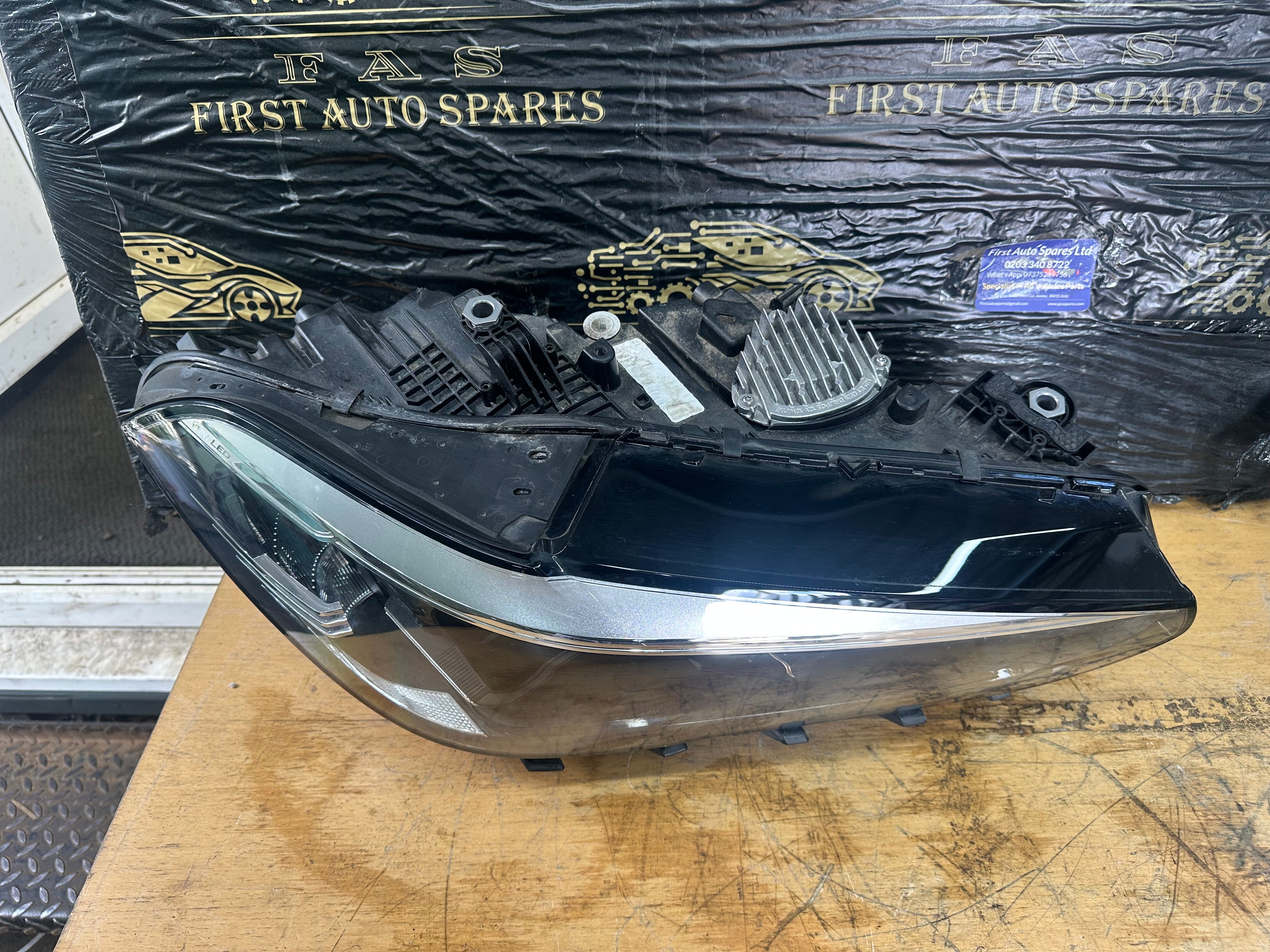BMW X5 X6 G05 G06 Complete LED Driver’s Right Headlight (9481782 03) (9481782)