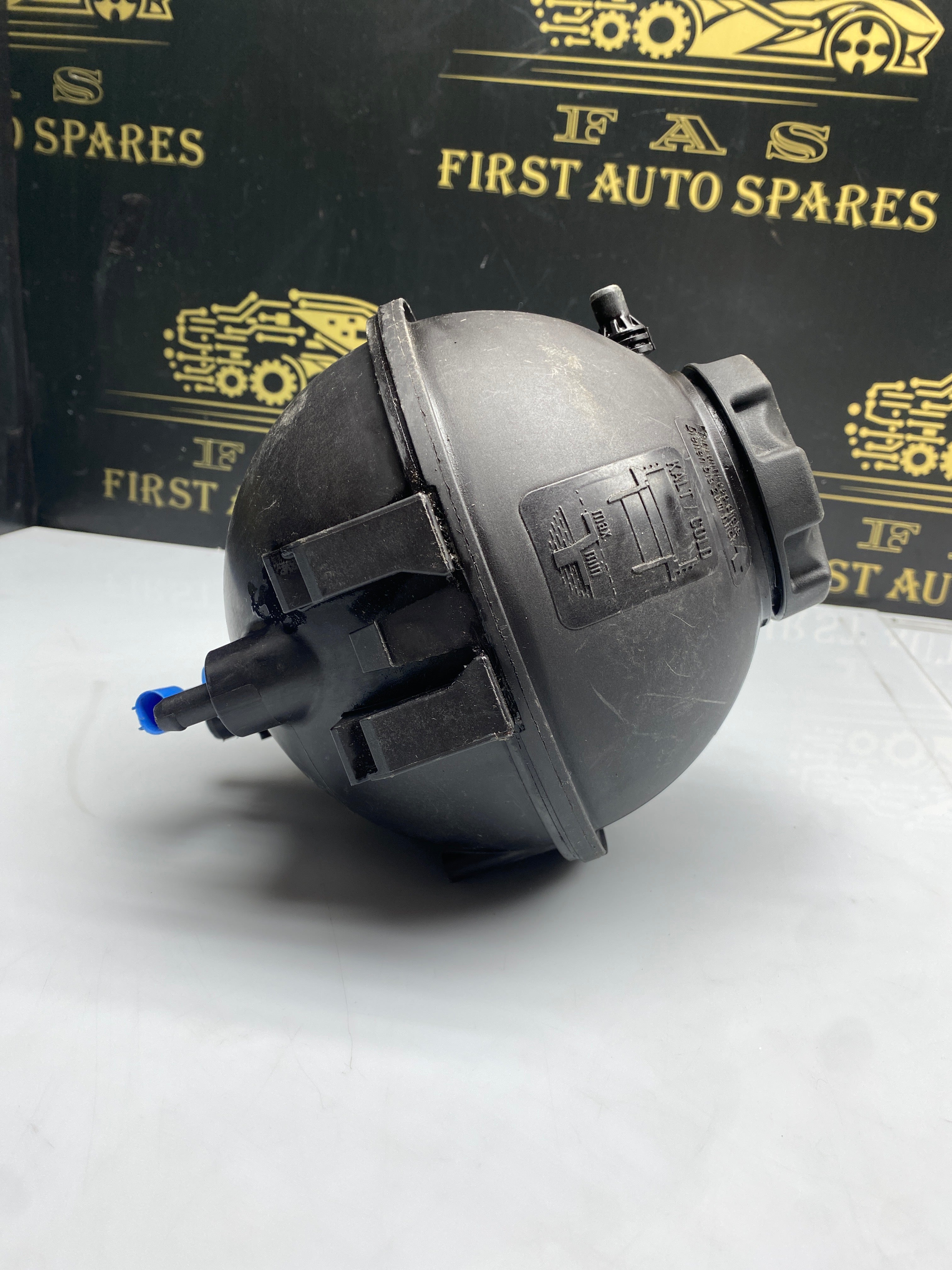 BMW X3 F25 Radiator Coolant Expansion Tank – 2010–2017 (1713782354405)