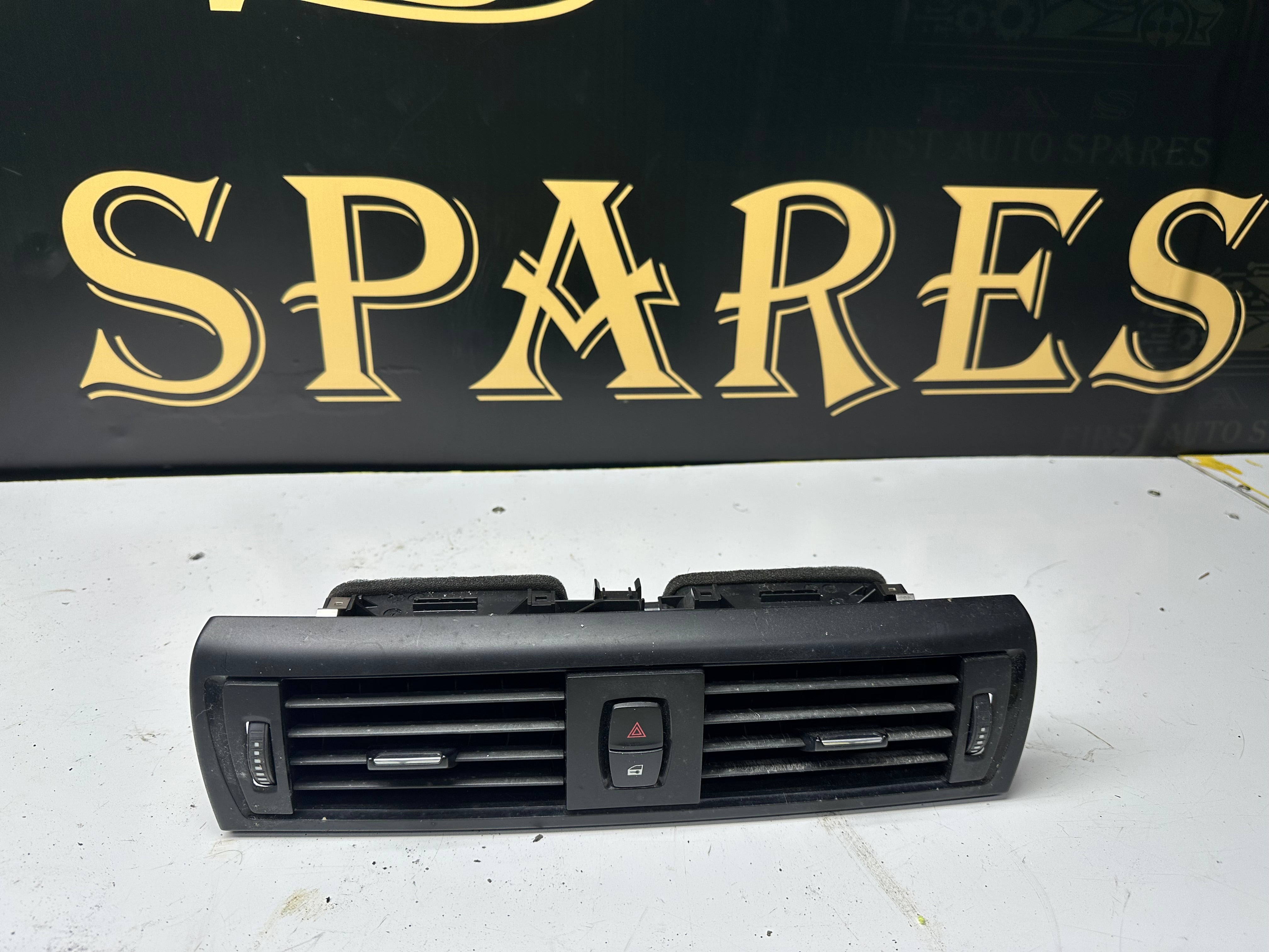 BMW 1 Series F20 F21 2011-2020 Dashboard Air Vents (9205357-10) (507891)