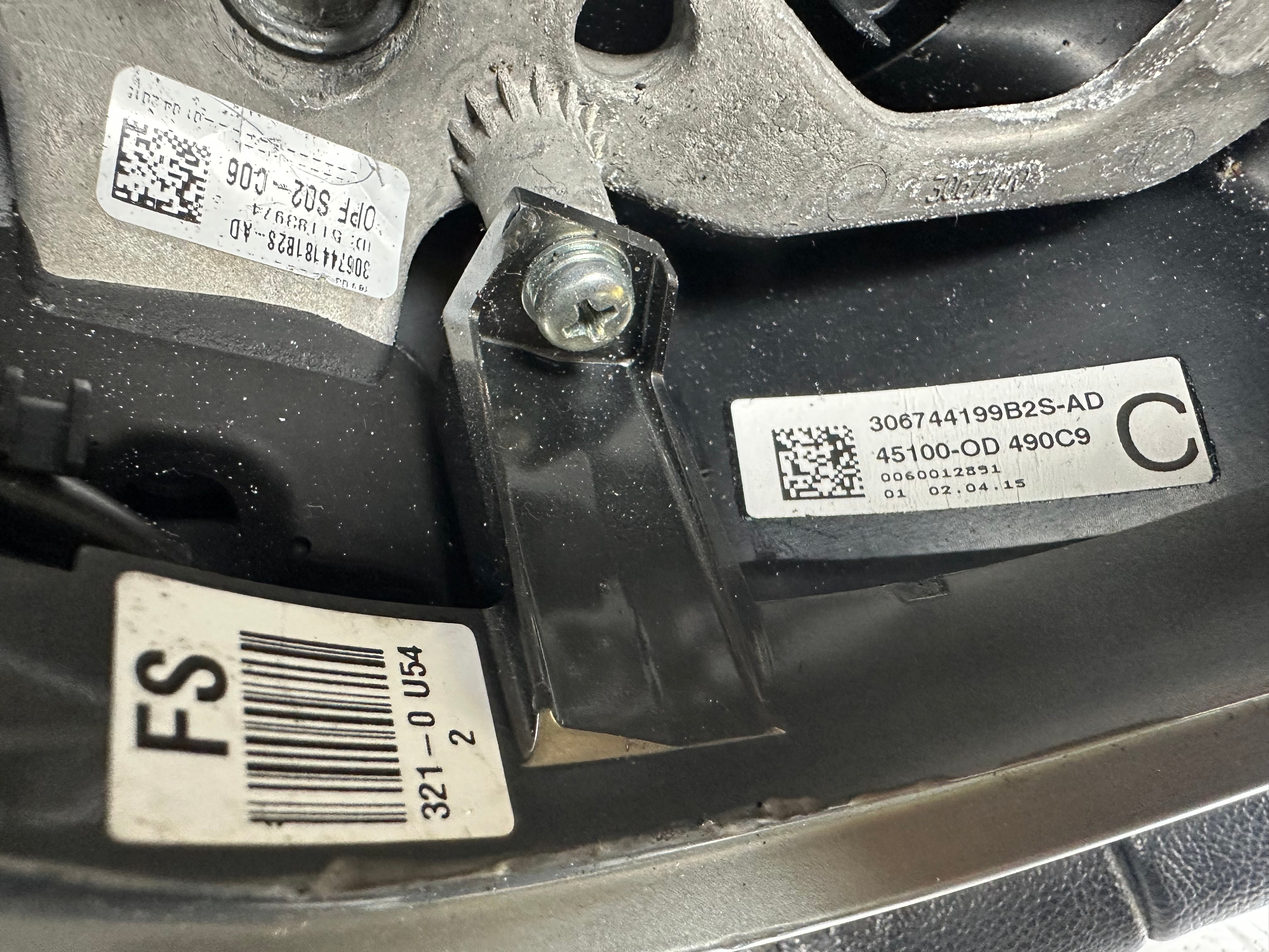 Toyota Yaris Steering Wheel (306744199B2S-AD) (45100-OD490C9) (306744181B2S-AD)