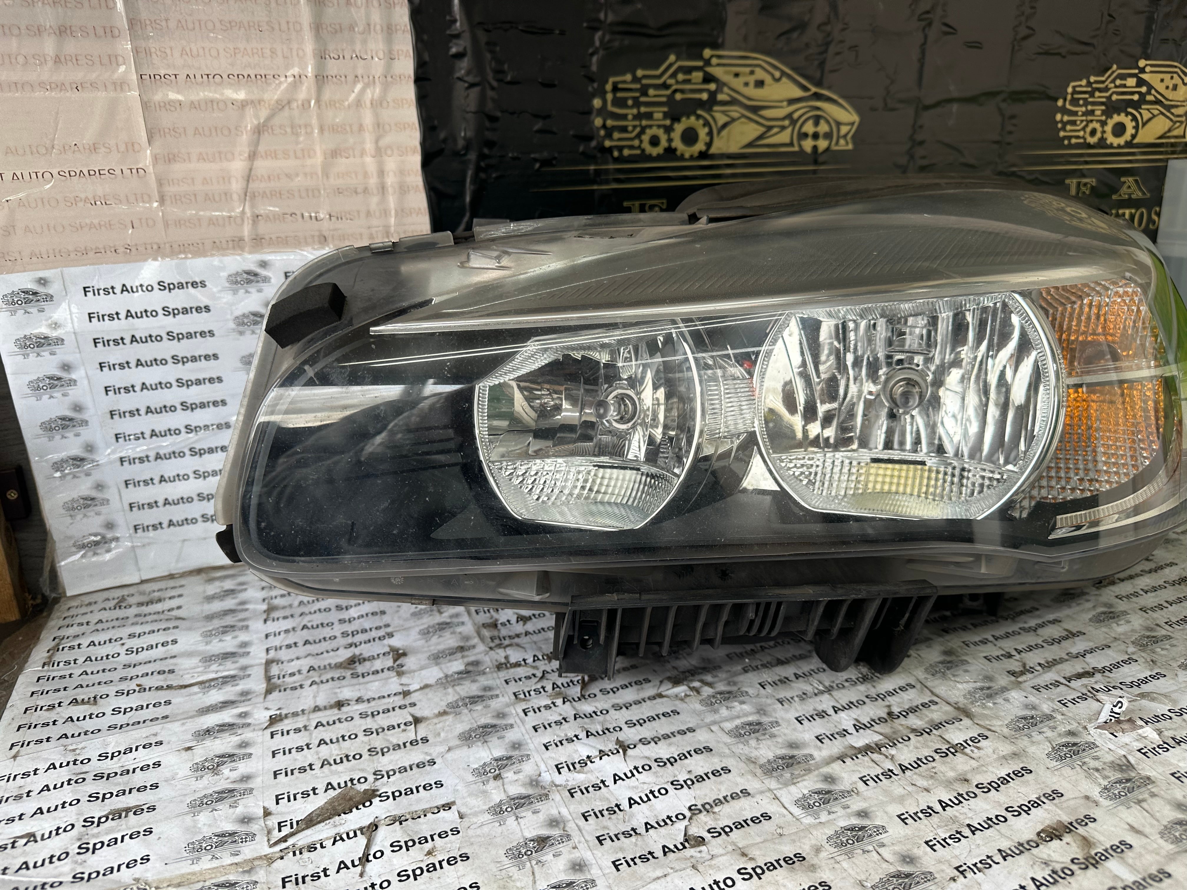 BMW 2 series F45 2014–2021 Left headlight (7422575)