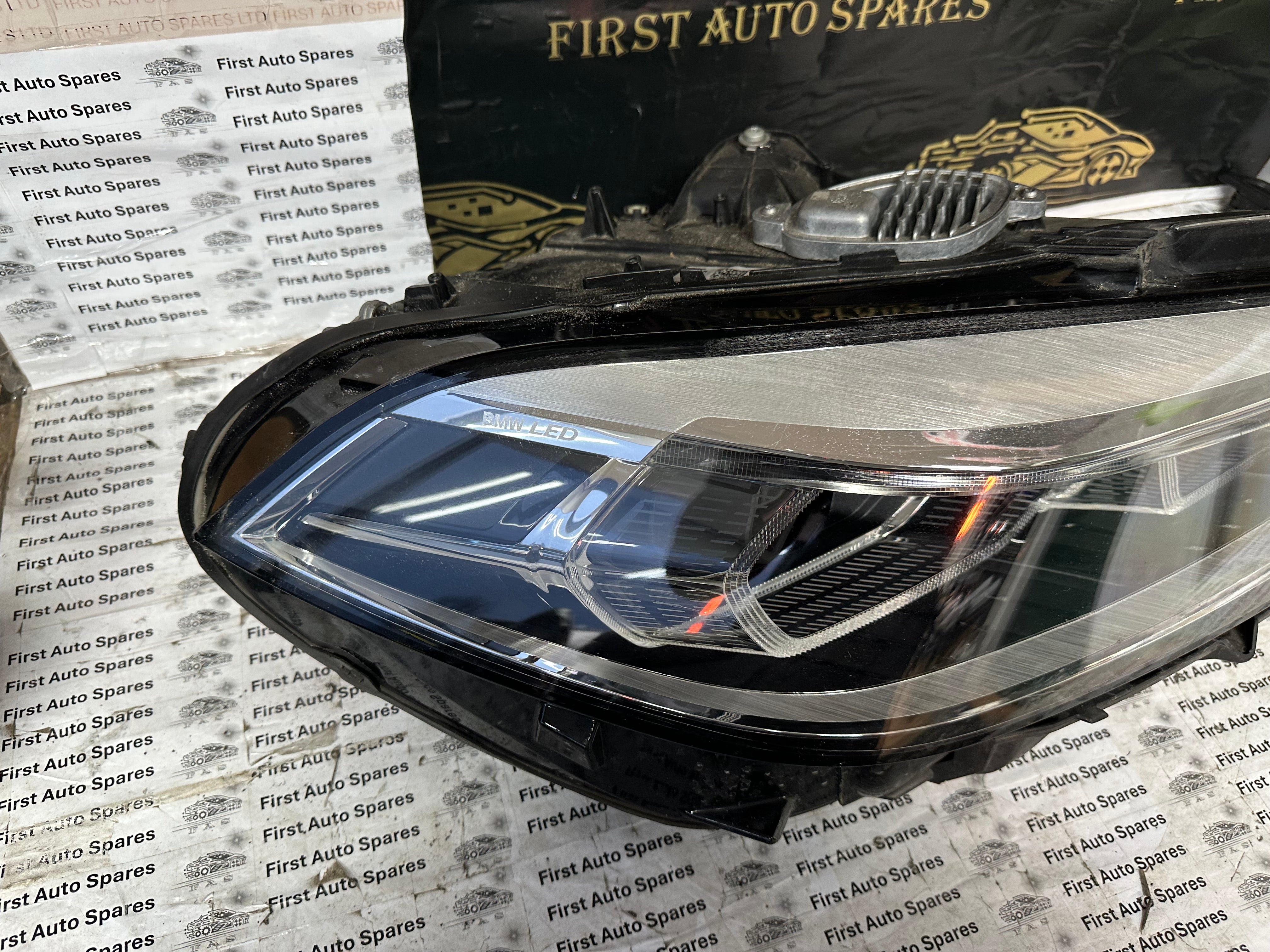 BMW 1 Series F40 Right Driver Complete LED Headlight 2019–2024 (9482810-08)