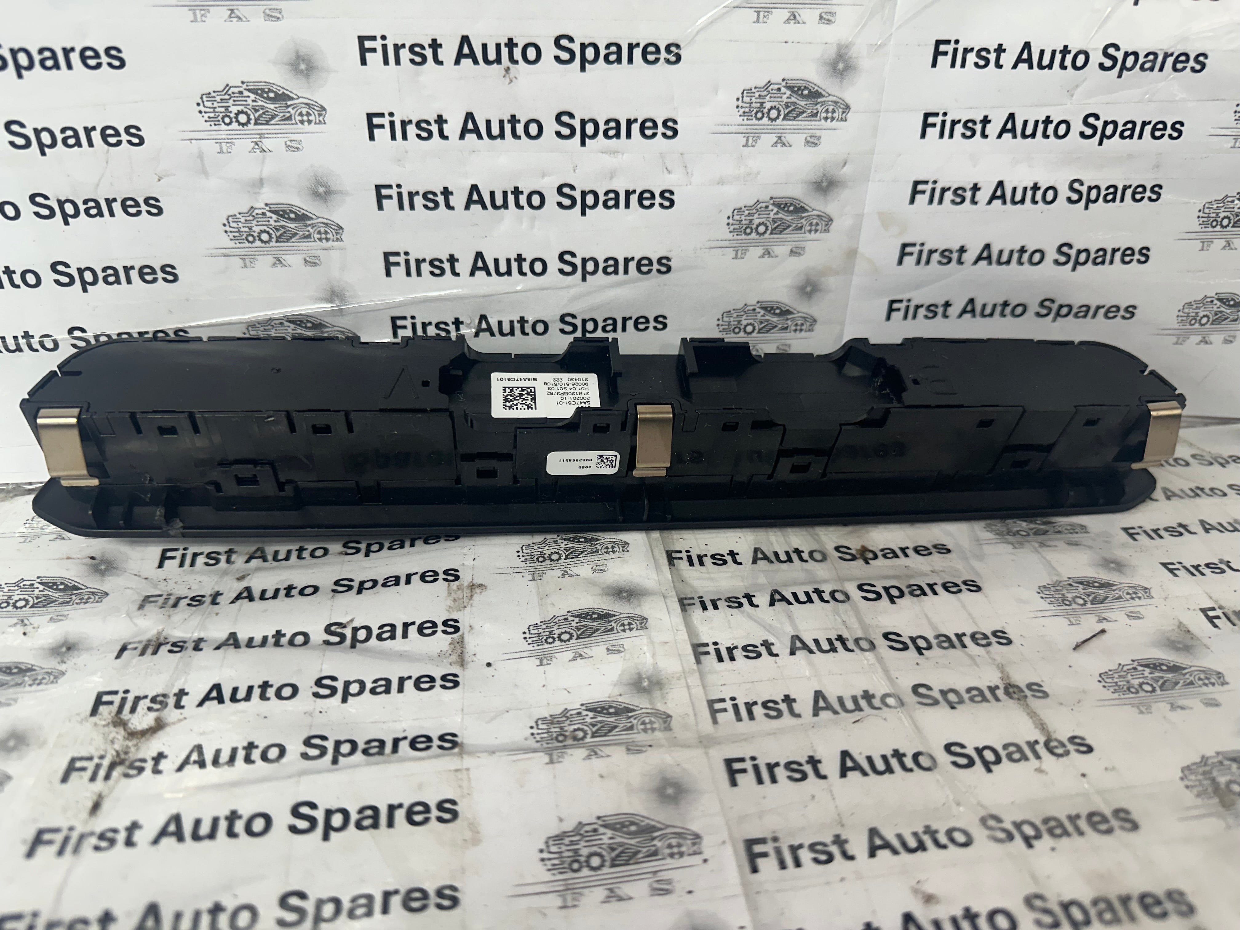 BMW X5 G05 2023 xDrive 30d Music Player Buttons (200201-10, 21B120BP3782)