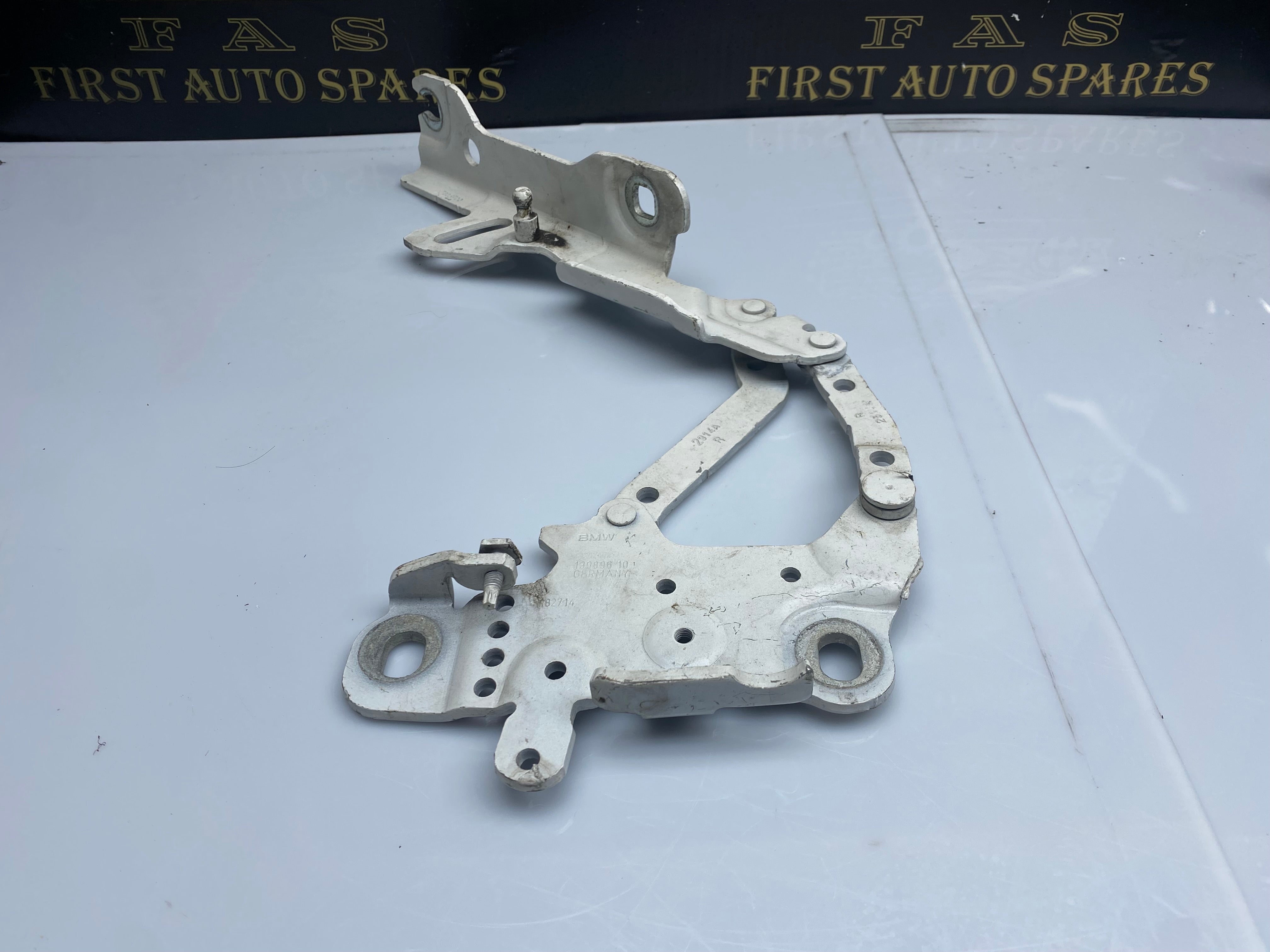 BMW 3 Series F30 Front Right Side Bonnet Hood Hinge 139896-10