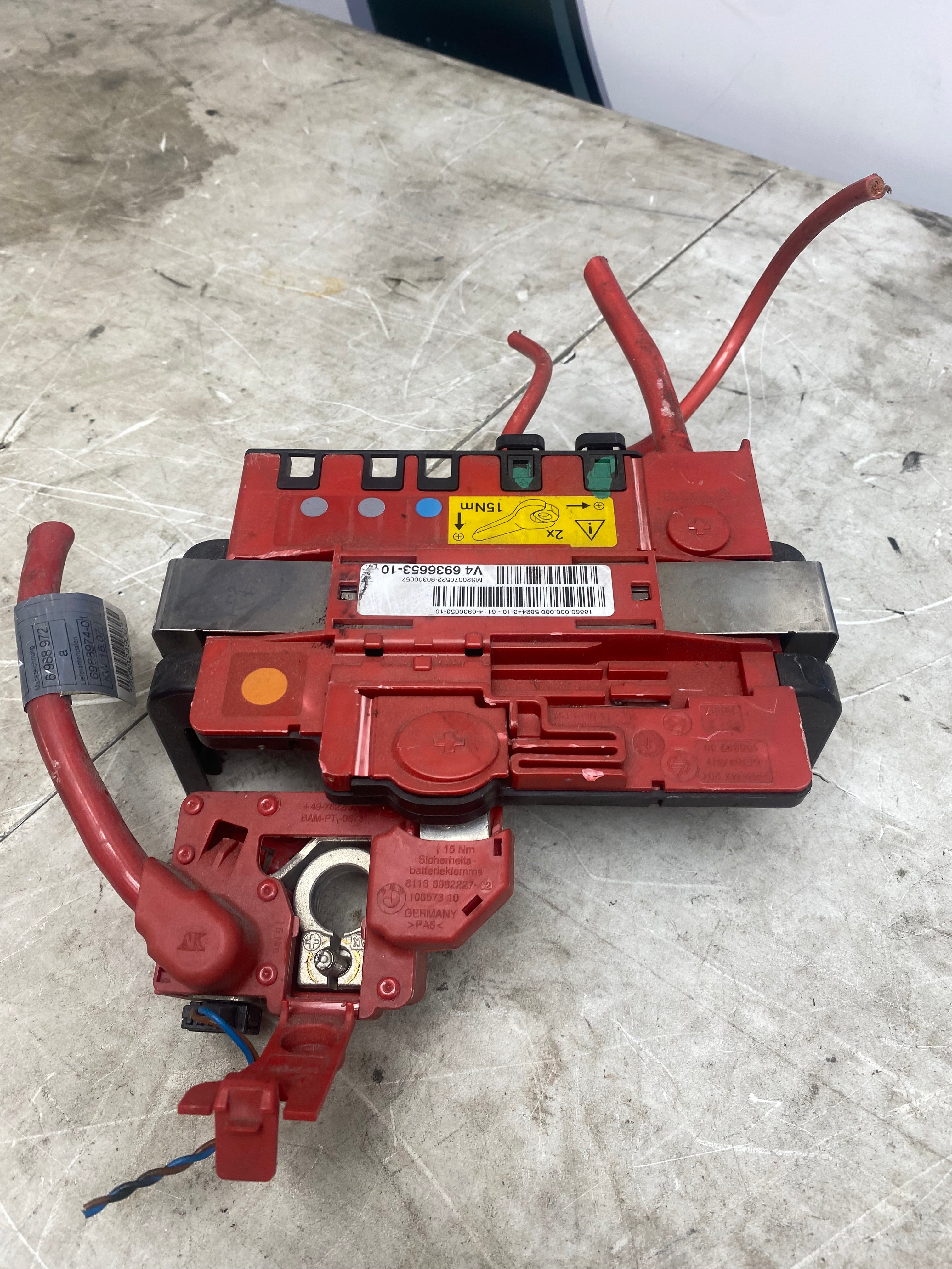 BMW 1 Series/3 Series E87 E90 E91 Battery Wiring Junction Box 2004–2013 (6936653-10)