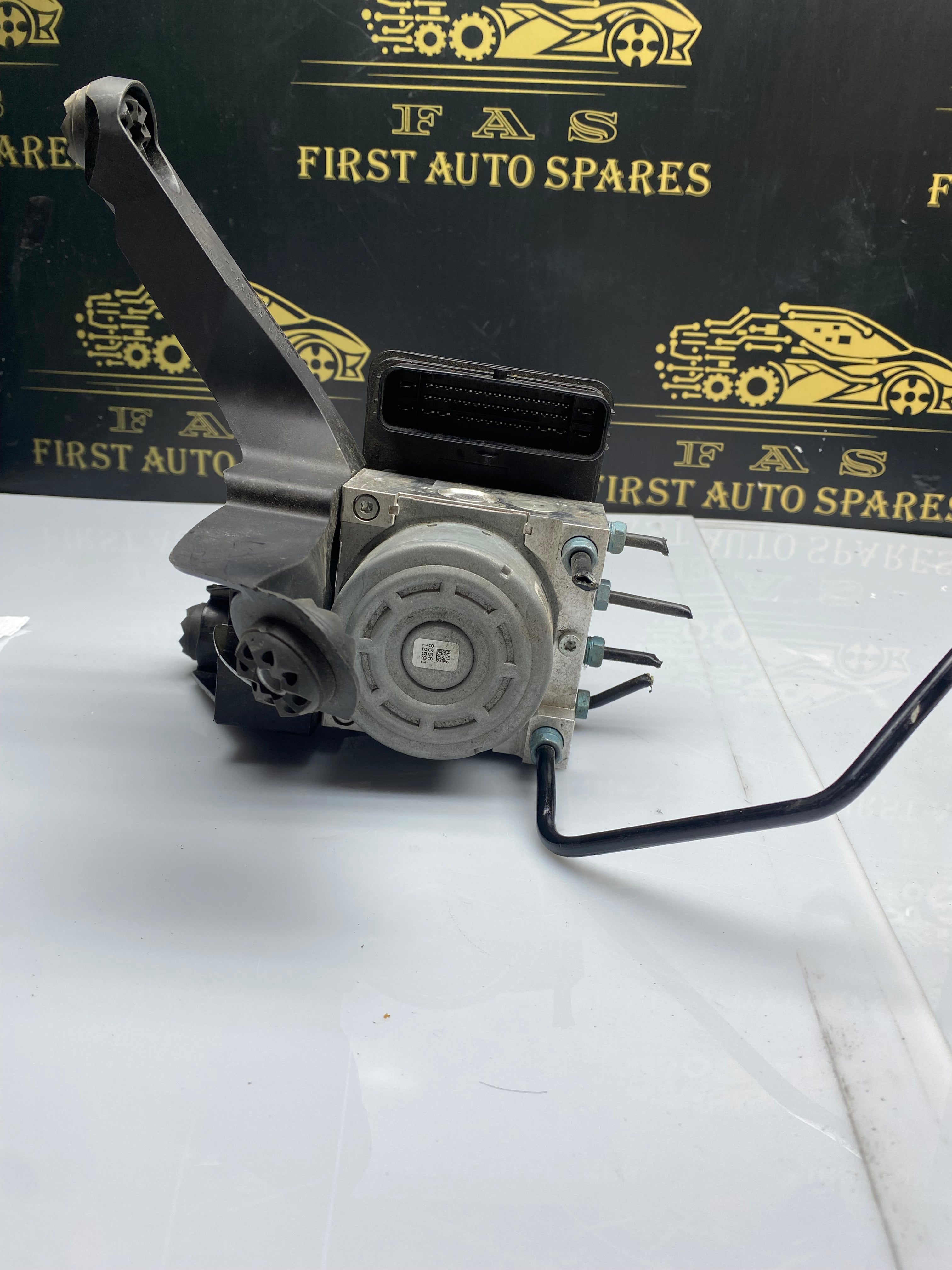 BMW 2 Series F45/F46/F48 ABS Pump Control Module (7915657)