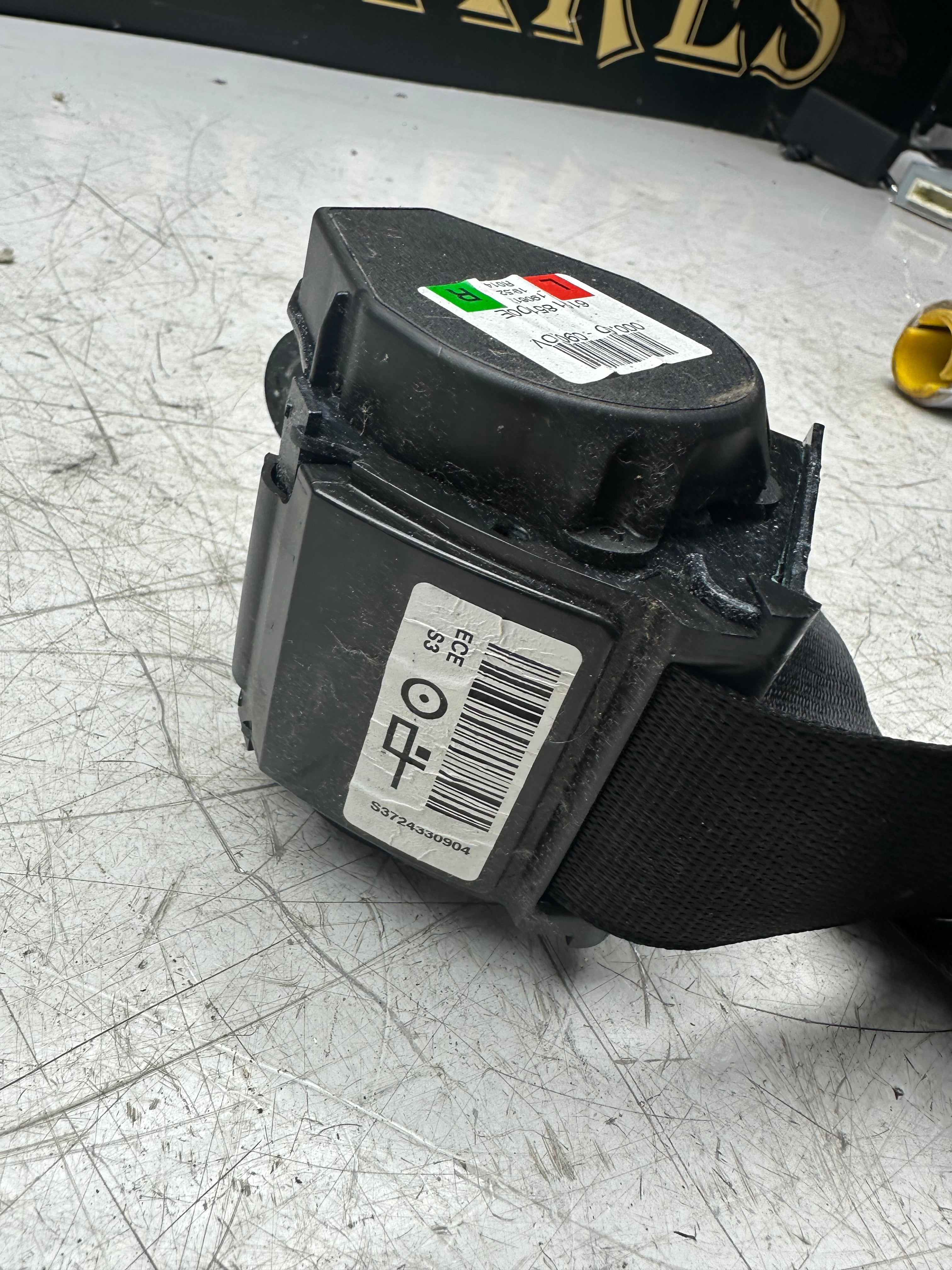 BMW 2 Series F22 Rear Seat Belt Left or Right Side 619185100E – 2013–2021