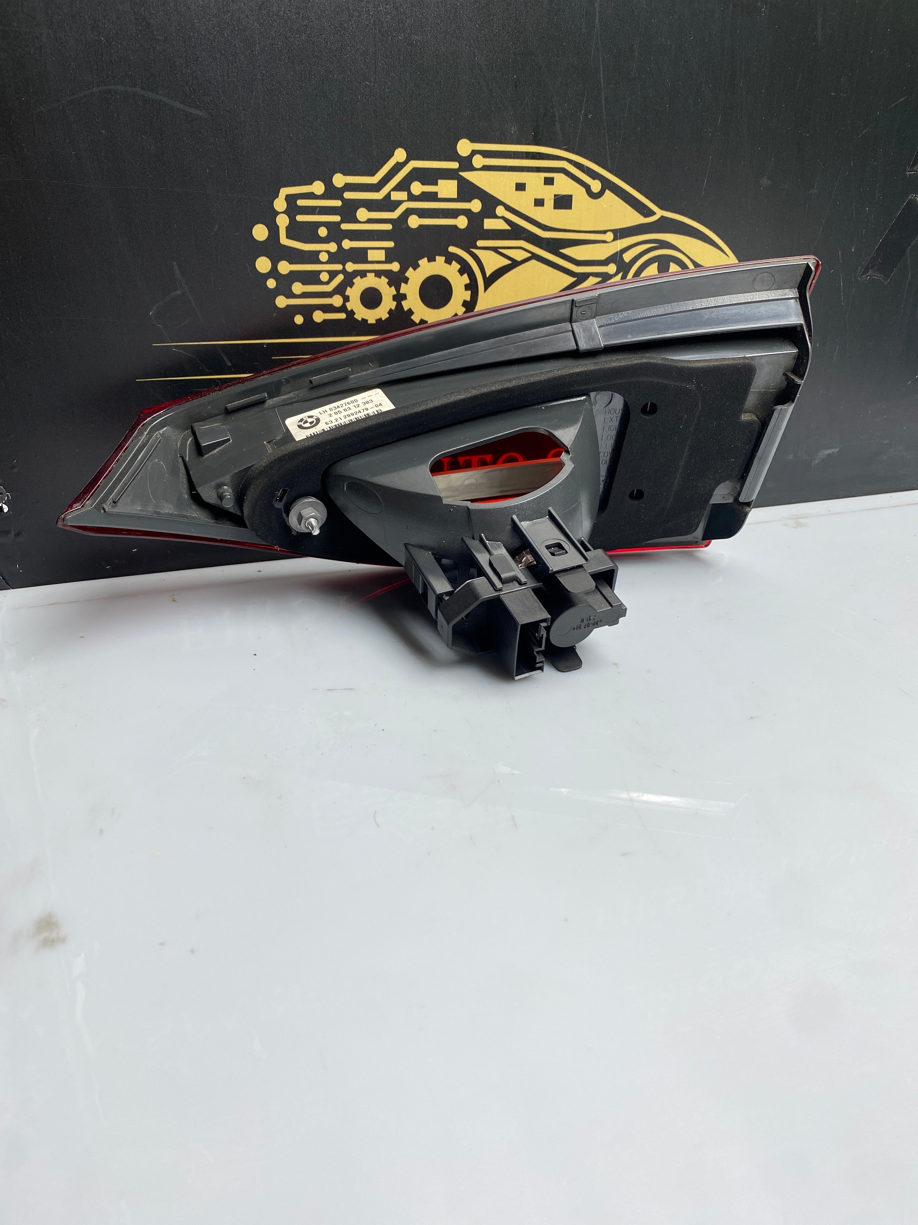 BMW X1 E84 Left Inner Rear Tail Light Lamp – 2009–2015 (2992479)