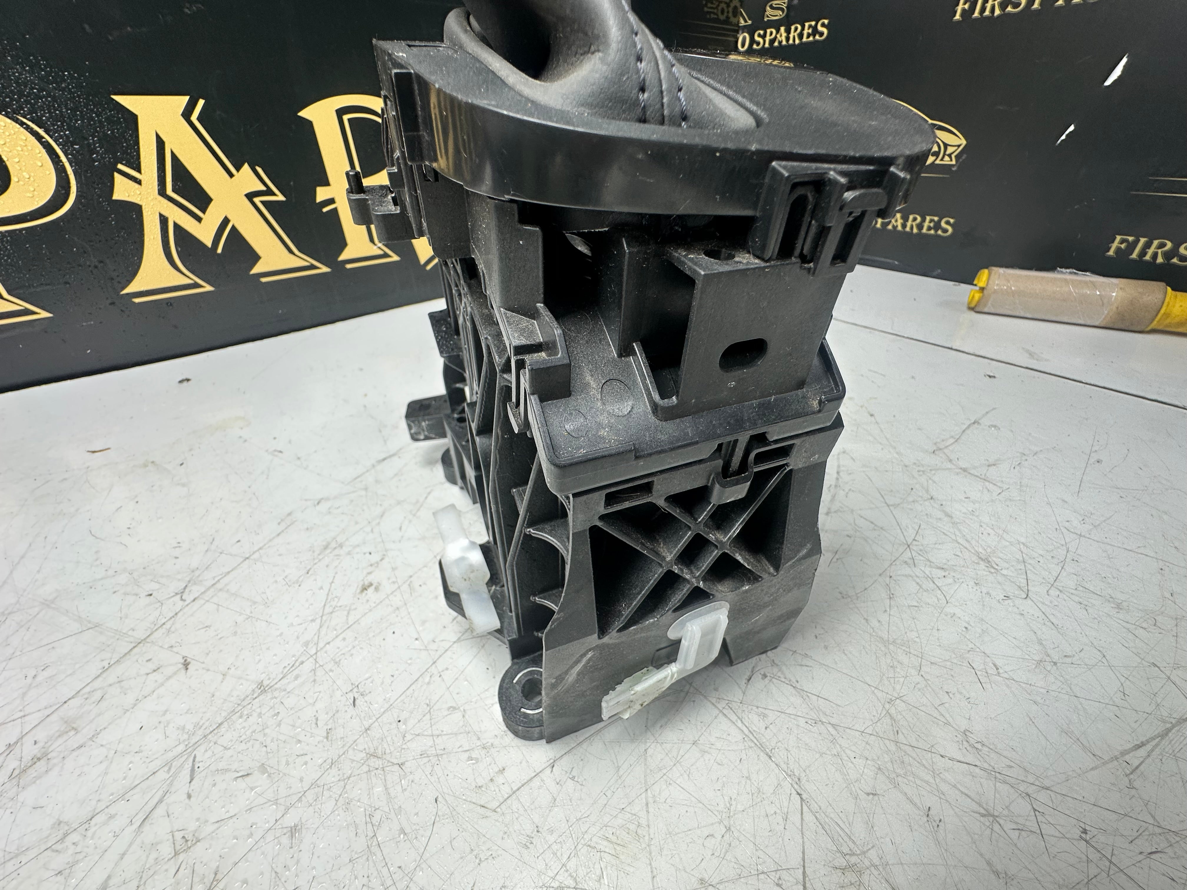 Toyota Yaris 2022 Automatic Gear Selector |(75G591-RHD)