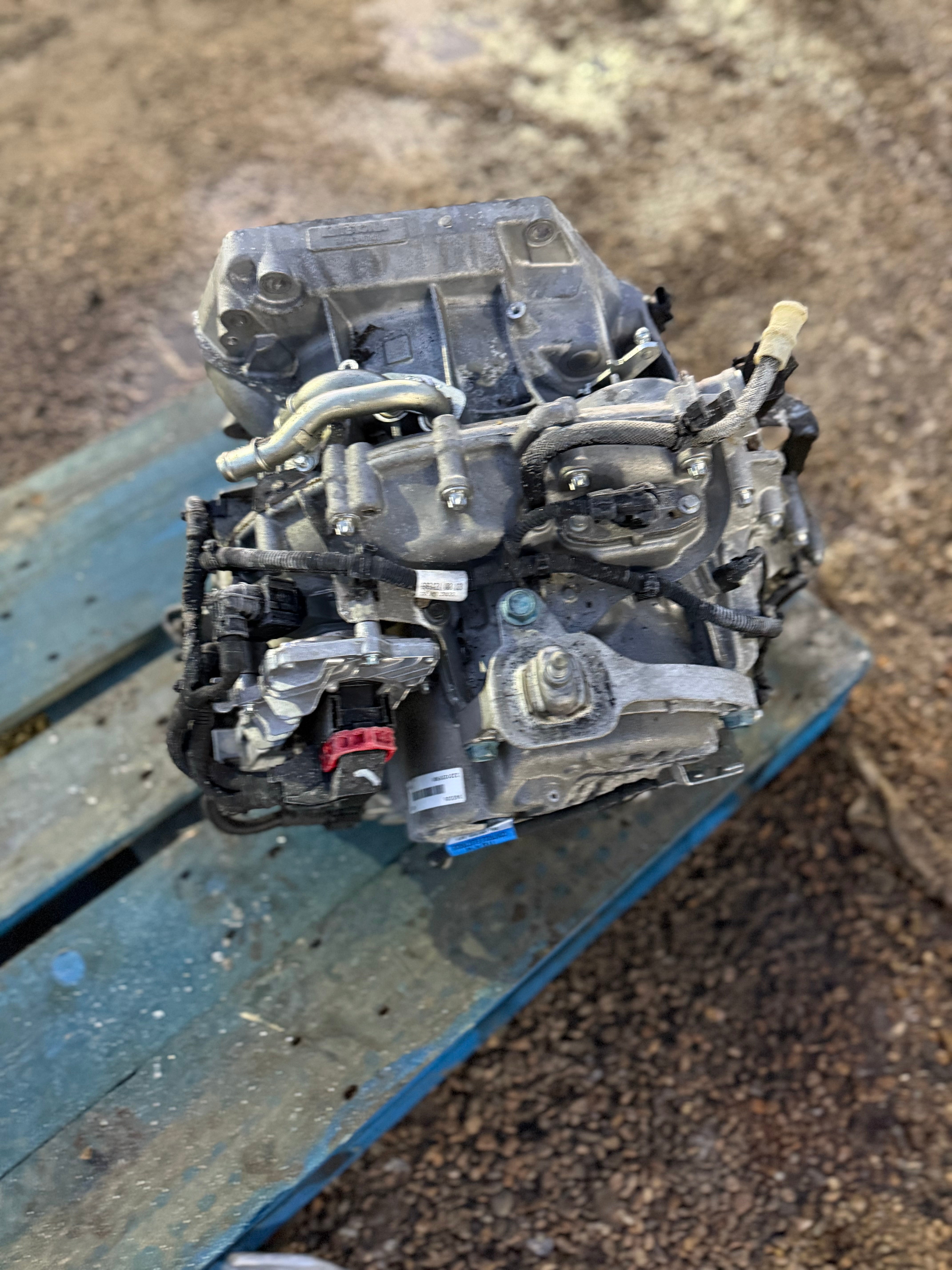 Nissan Juke F16 Petrol Automatic Gearbox (320105590R)