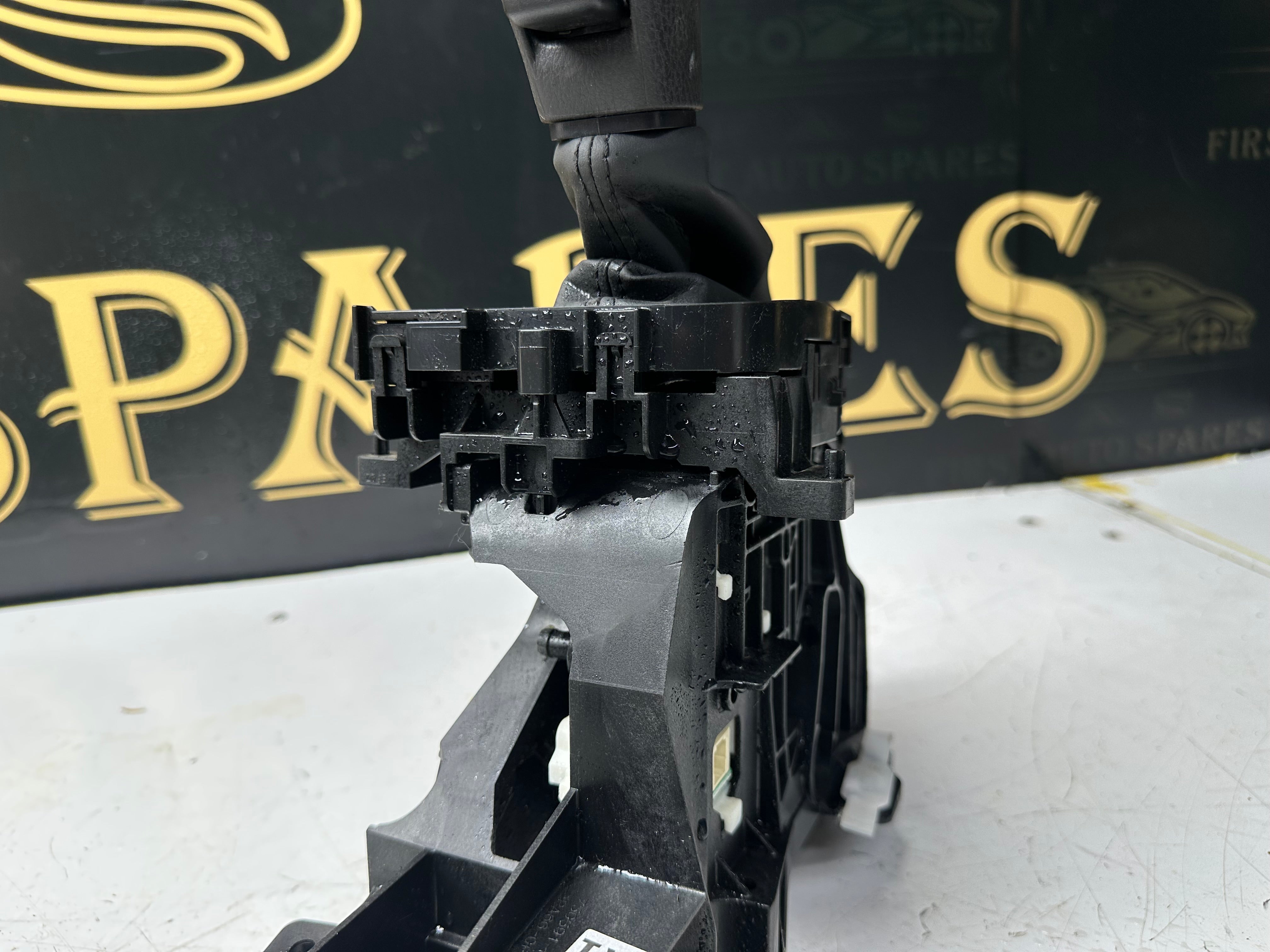 Toyota Yaris 2022 Automatic Gear Selector |(75G591-RHD)