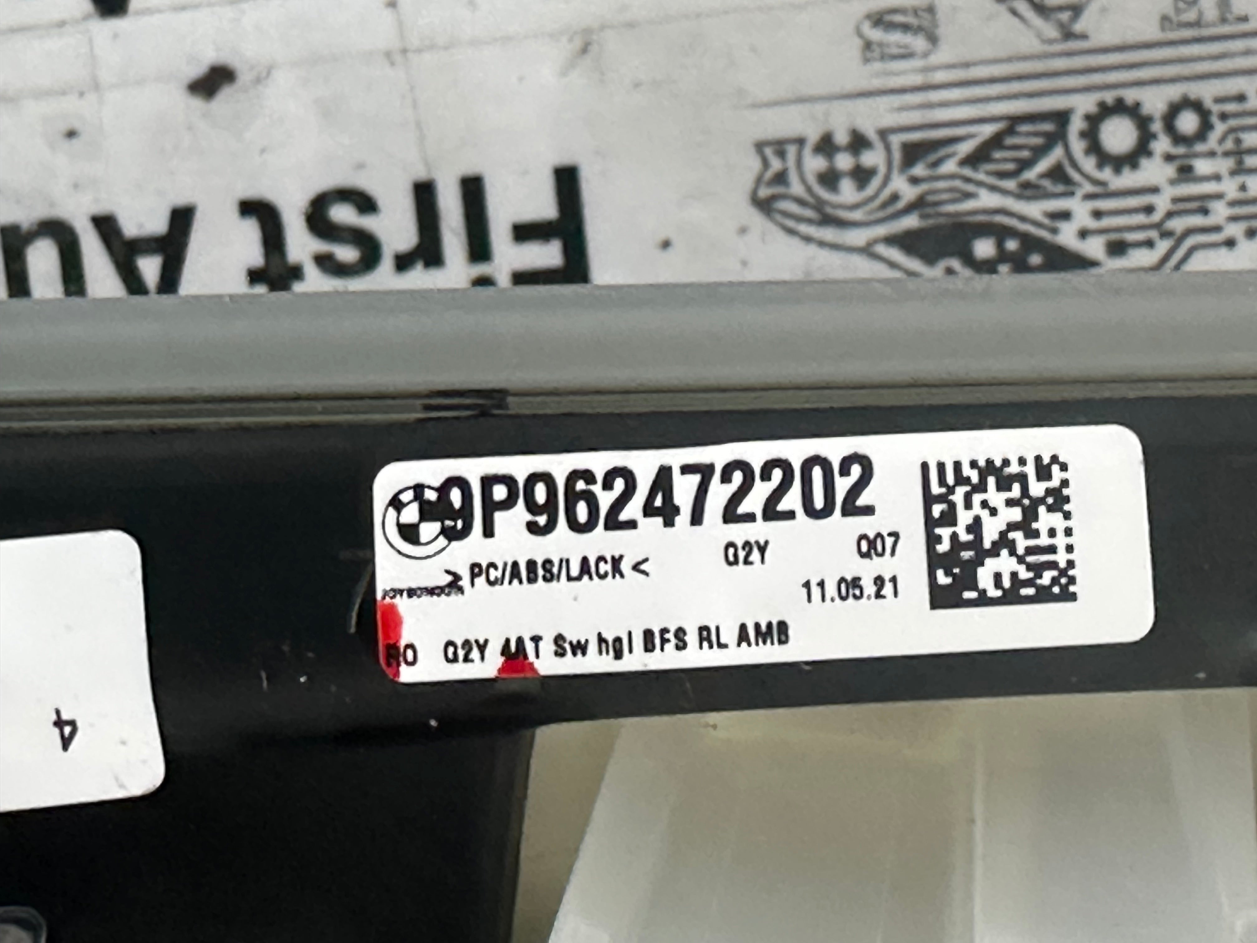 BMW 3 Series G21 Climate Control with Left Air Vent Grille (6848620, 4A0EDD1-02)