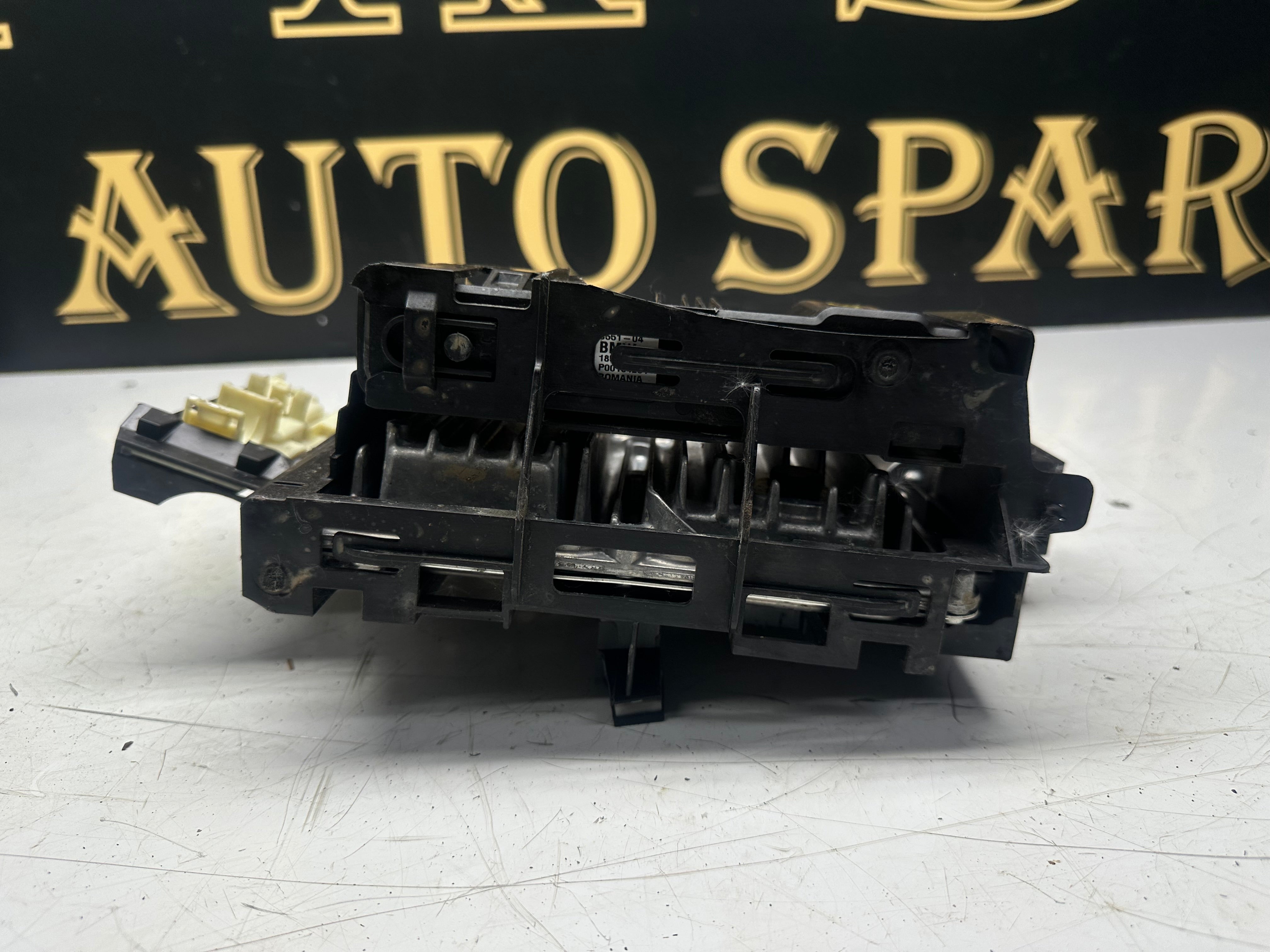 BMW Computer ECU (8693212-01) (0261S18706)