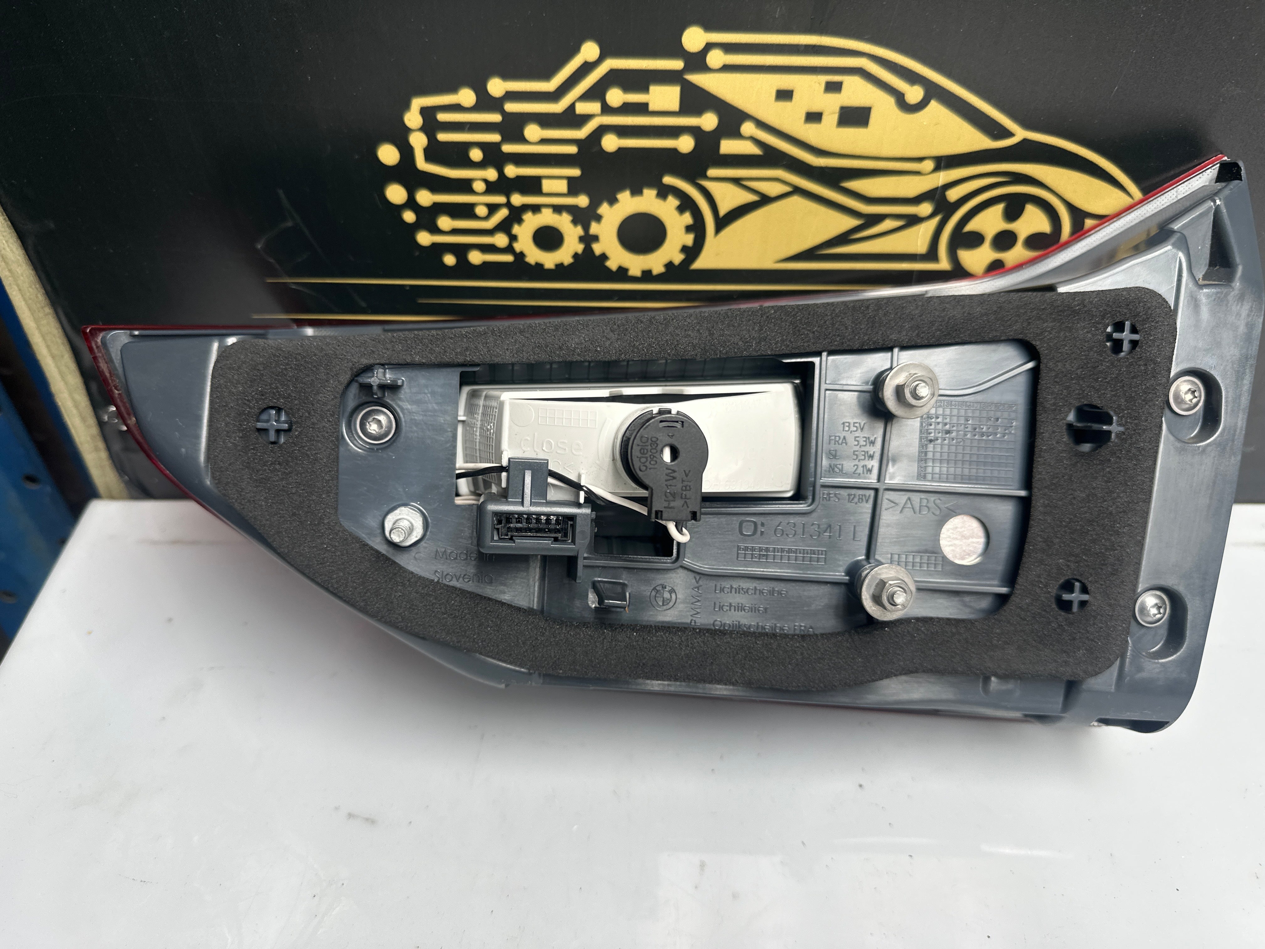 BMW 5 Series G31 Rear Left Tailgate Tail Light Lamp – 2017–2023