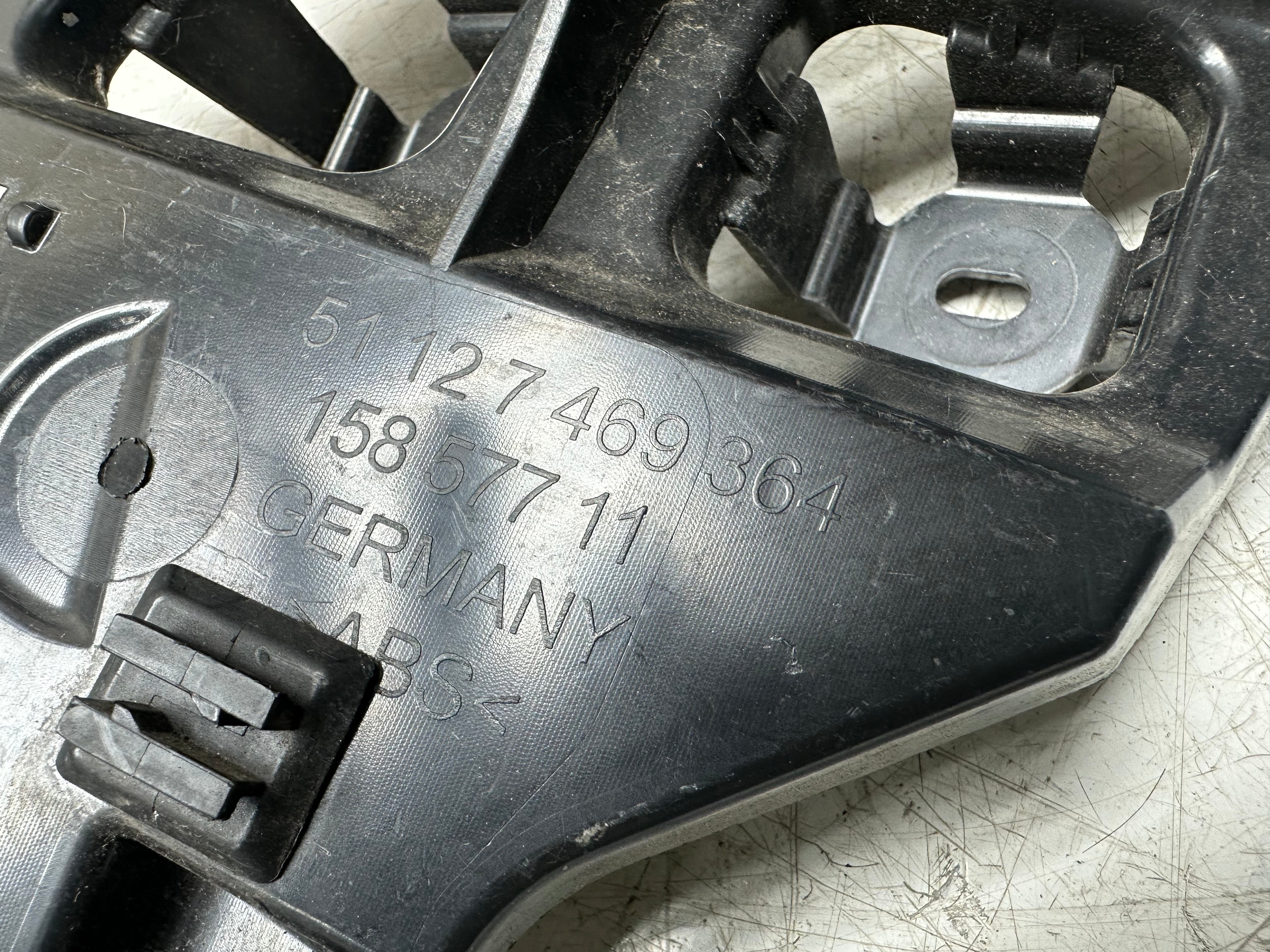 BMW 3 Series G20 2019-20 Rear Bumper Right Fitting Bracket (51 12 7 469 364)