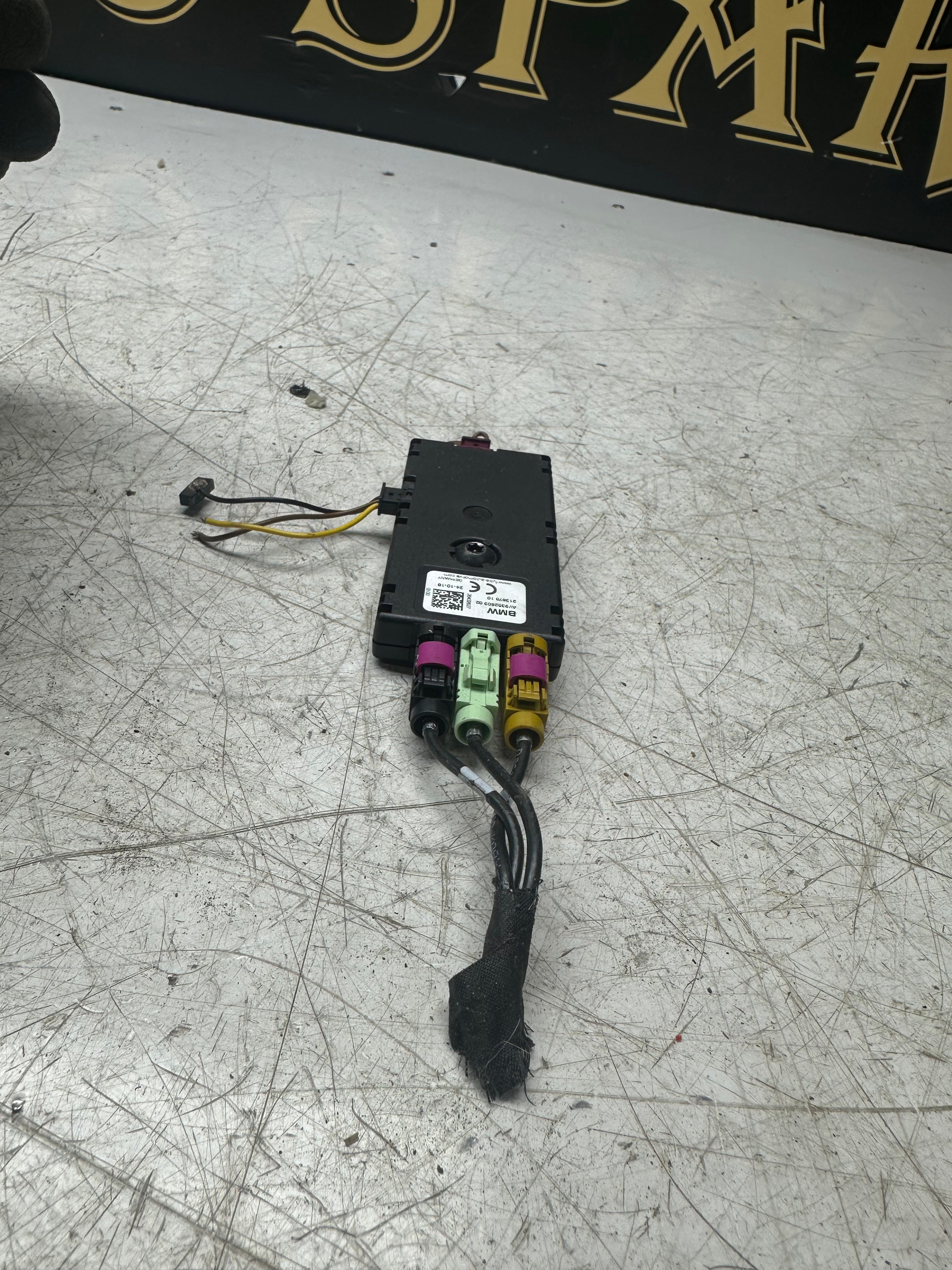 BMW 2 Series Gran Tourer F46 Radio Antenna Amplifier 9352603-02